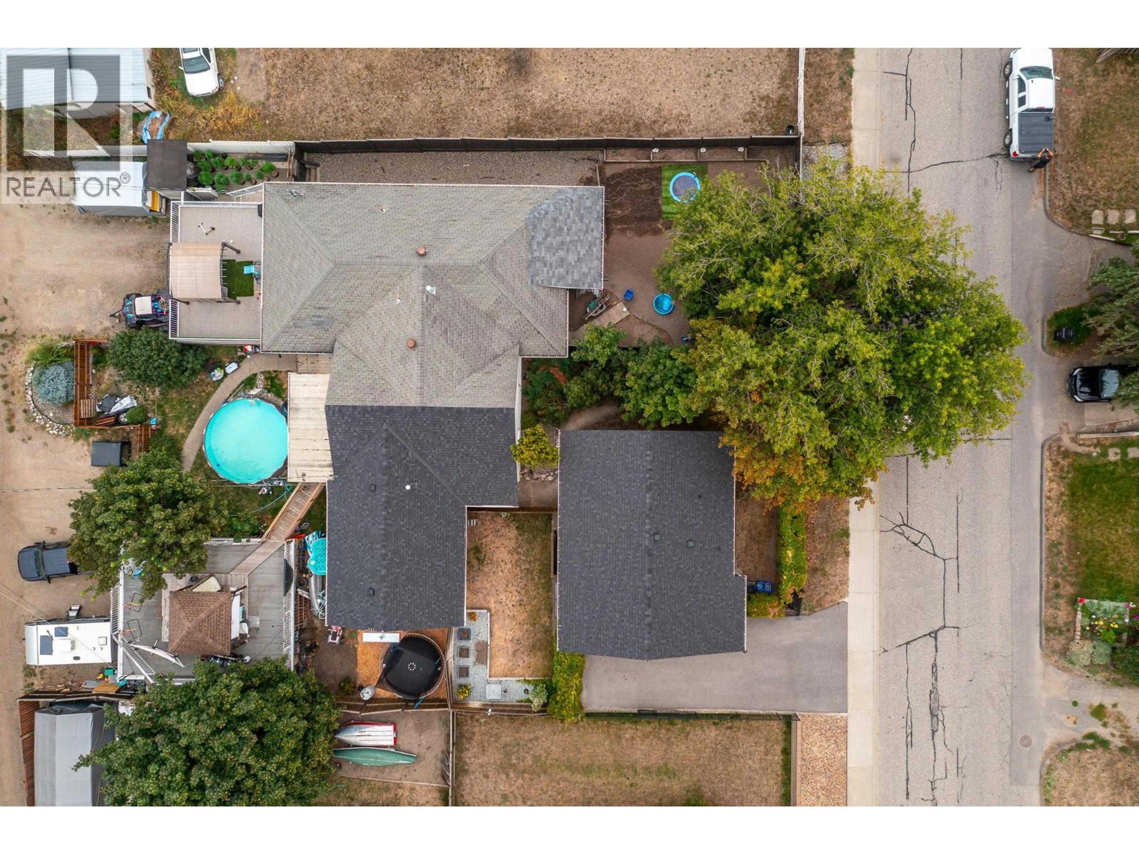 3411 17 Avenue, Vernon - Exteriors - Drone/Aerial View - Photo 4
