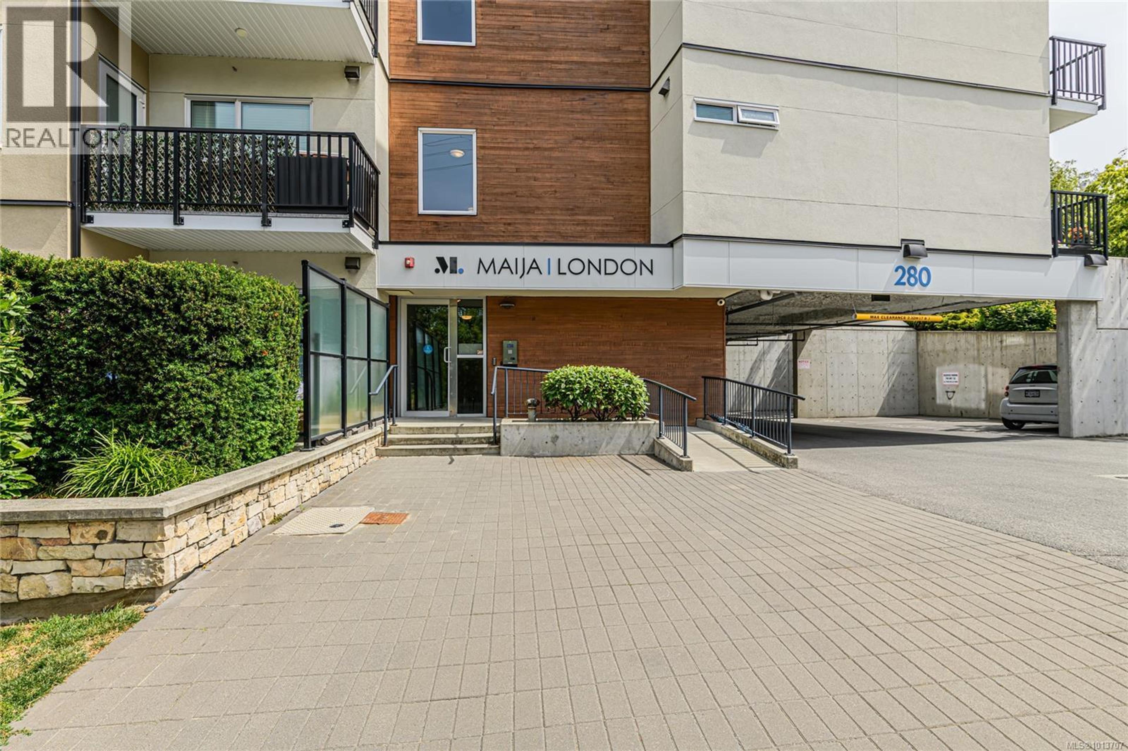 280 Island Hwy, View Royal - Exteriors - Photo 3