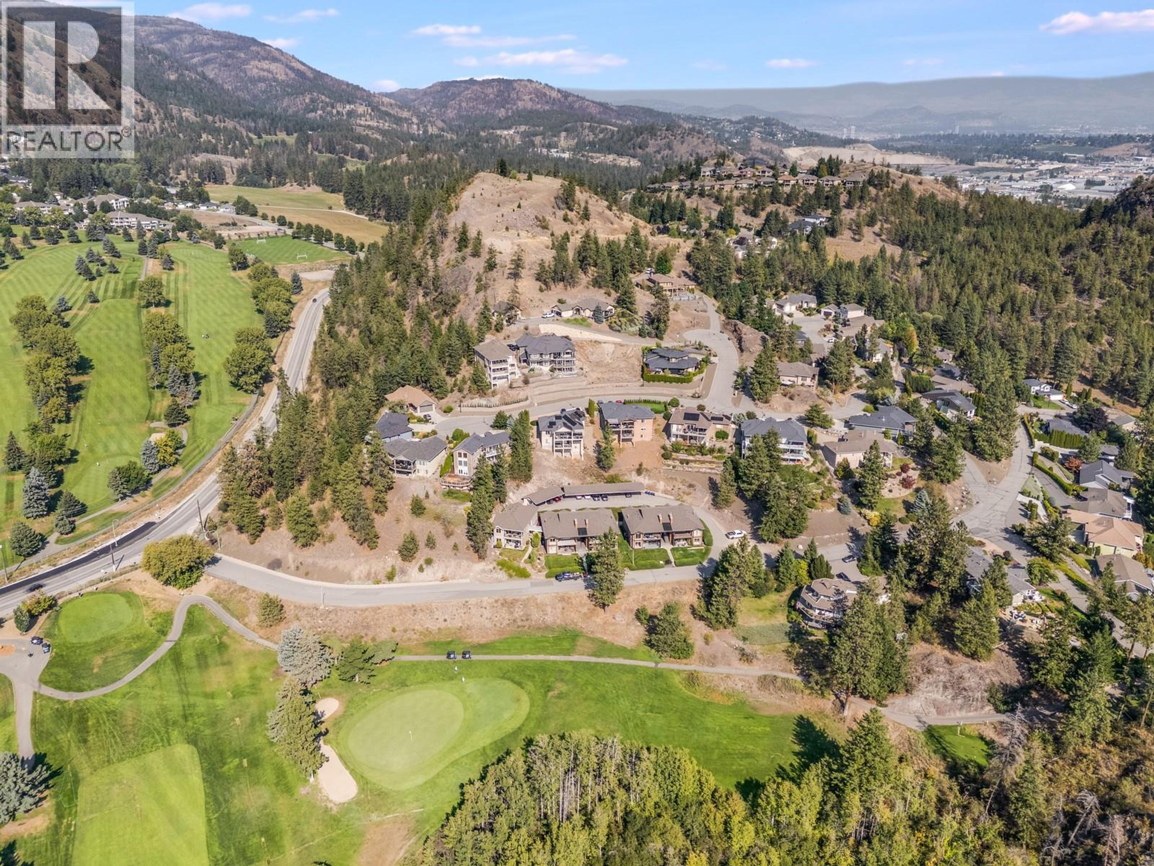 2230 Golf Course Drive, West Kelowna - Exteriors - Full Complex View, Drone/Aerial View - Photo 4