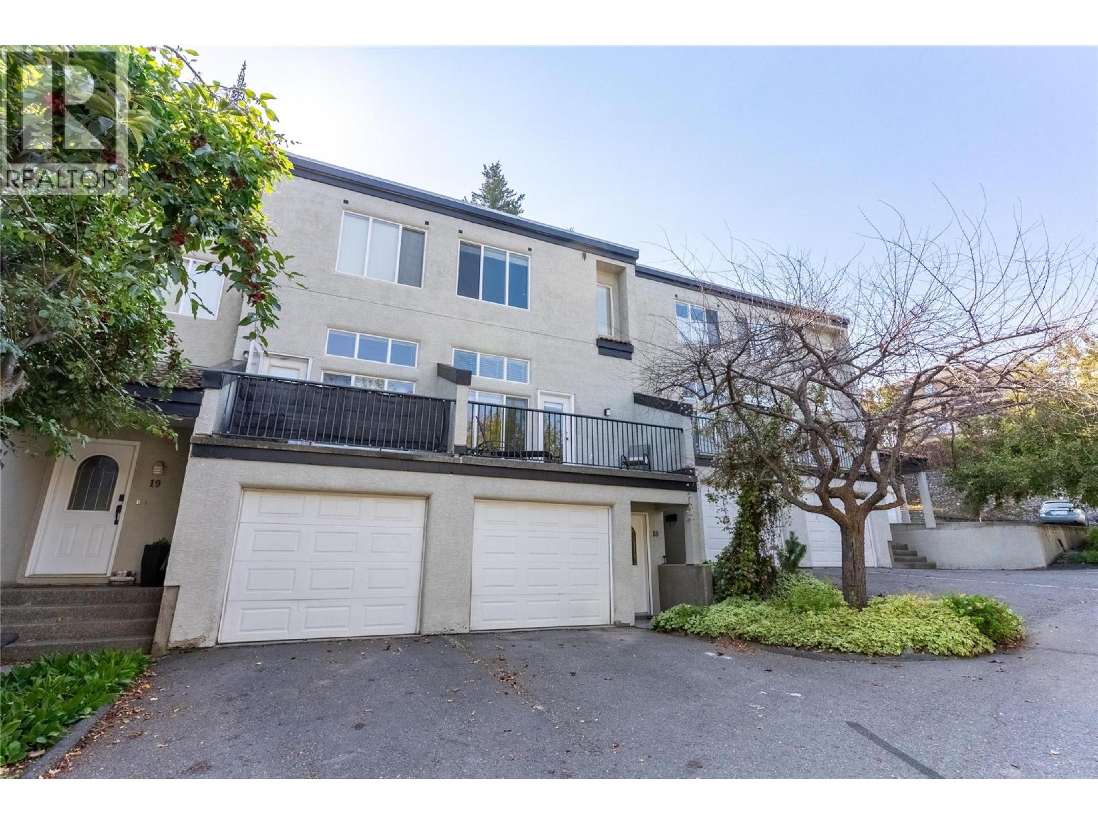 411 ABERDEEN Drive, Kamloops - Exteriors - Photo 2