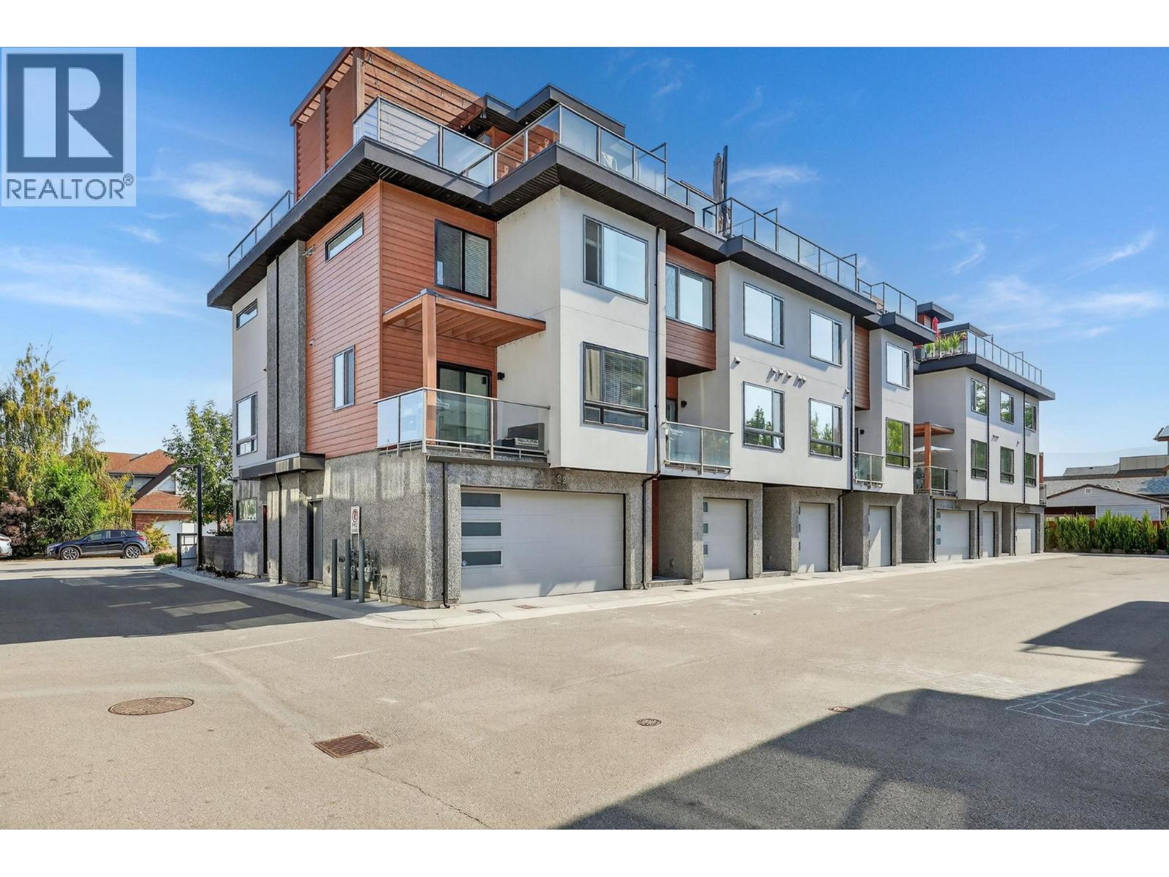 3510 Landie Road, Kelowna - Exteriors - Full Complex View - Photo 5