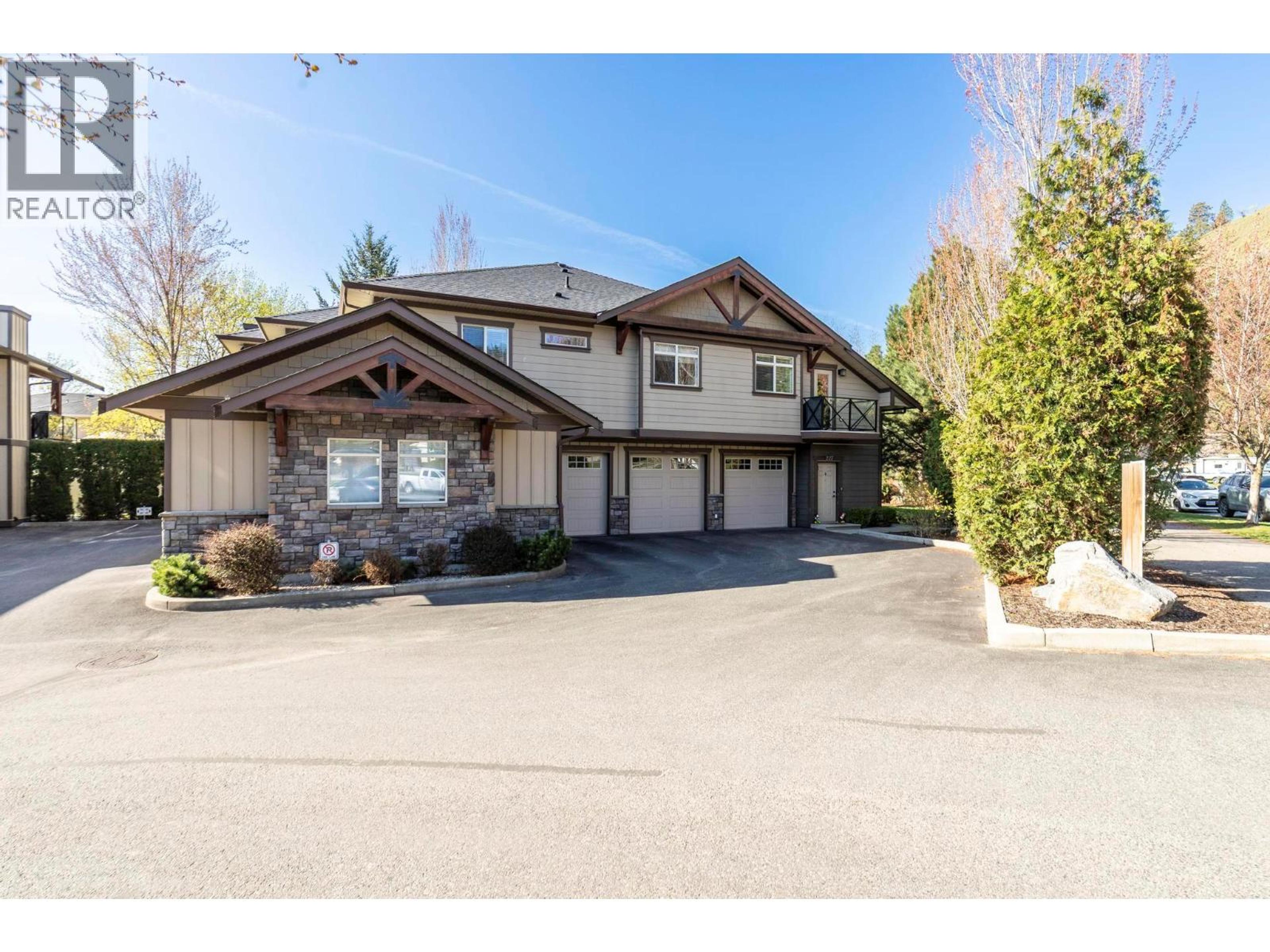 511 Yates Road, Kelowna - Exteriors - Full Complex View - Photo 1