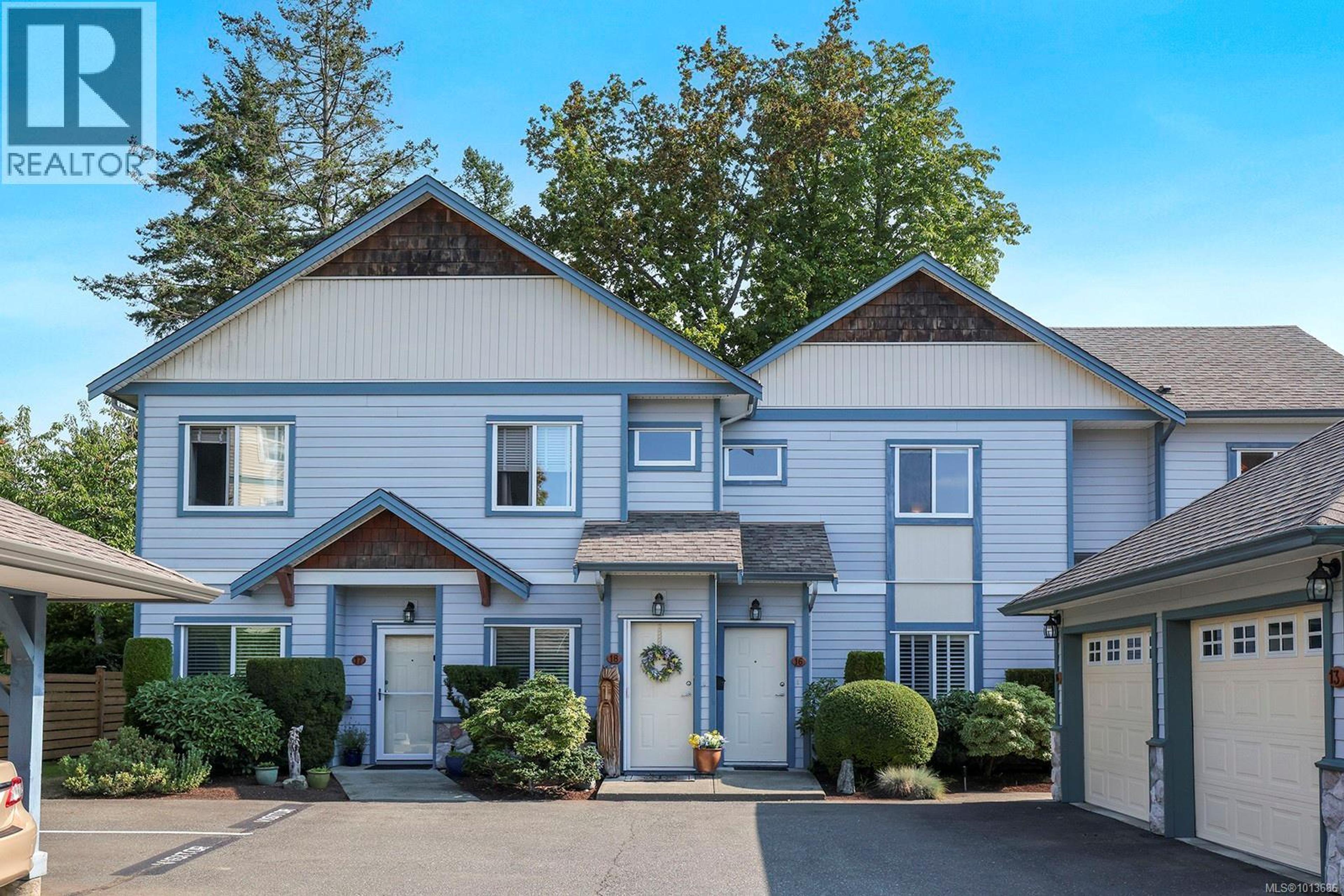 1646 Balmoral Ave, Comox - Exteriors - Photo 4