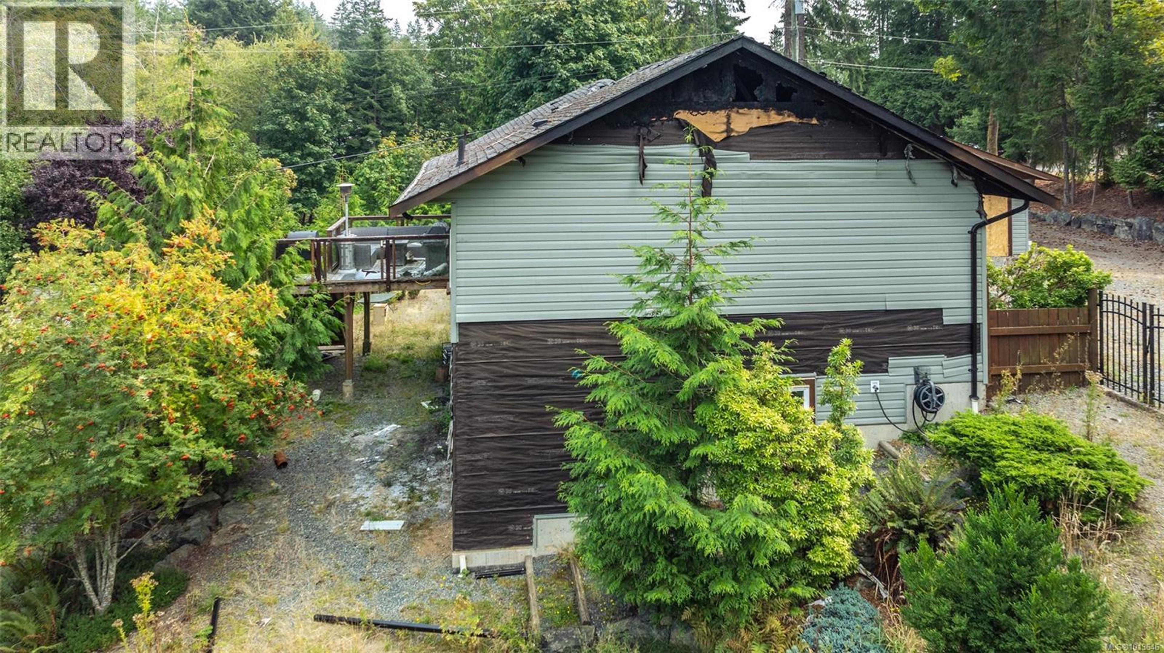 3490 Hillside Ave, Nanaimo - Exteriors - Photo 4