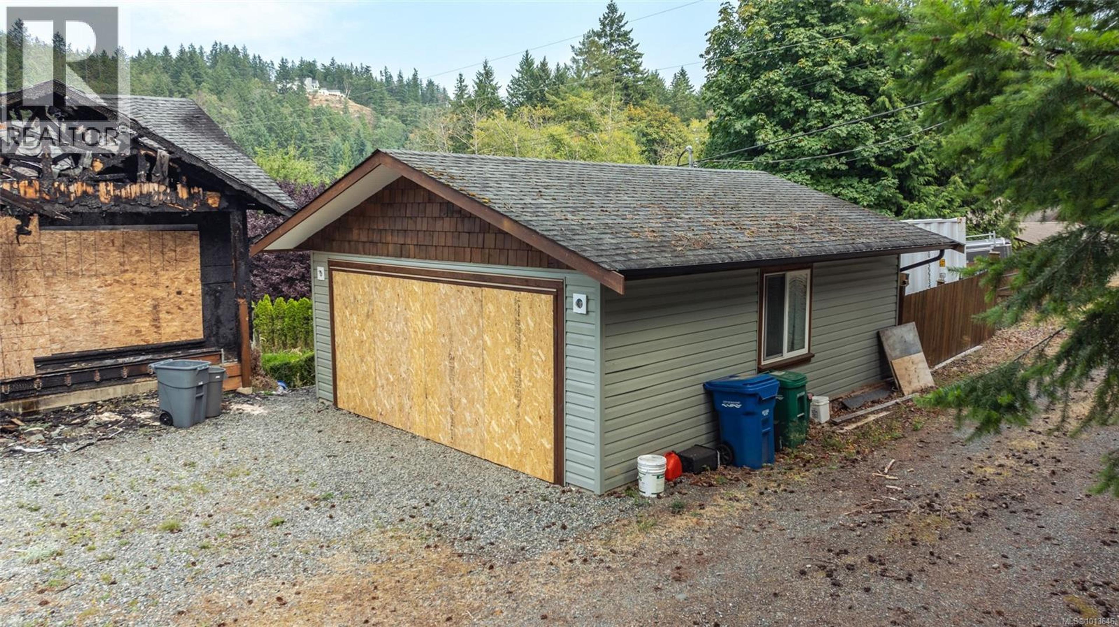 3490 Hillside Ave, Nanaimo - Exteriors - Photo 8