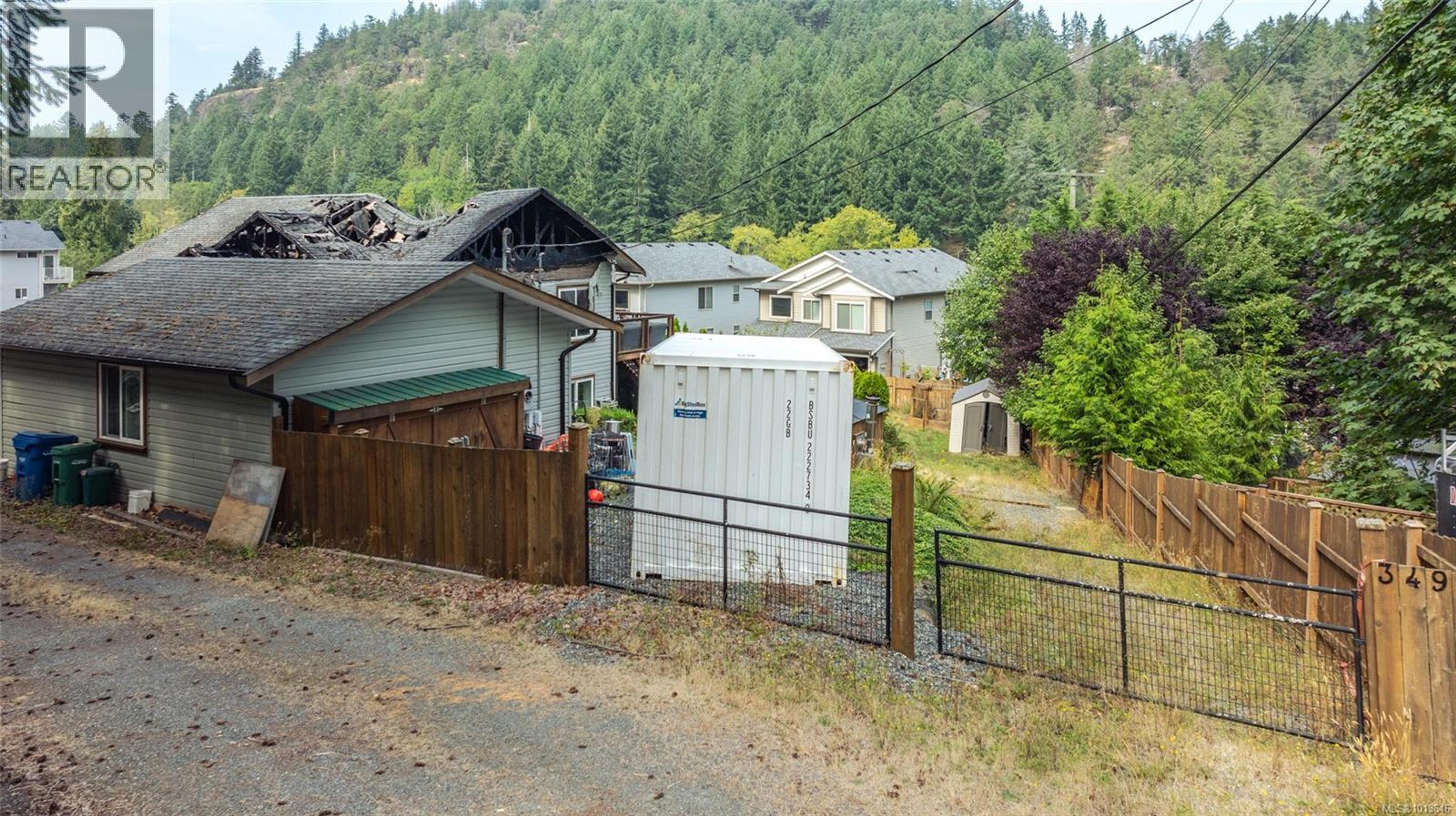 3490 Hillside Ave, Nanaimo - Exteriors - Photo 12