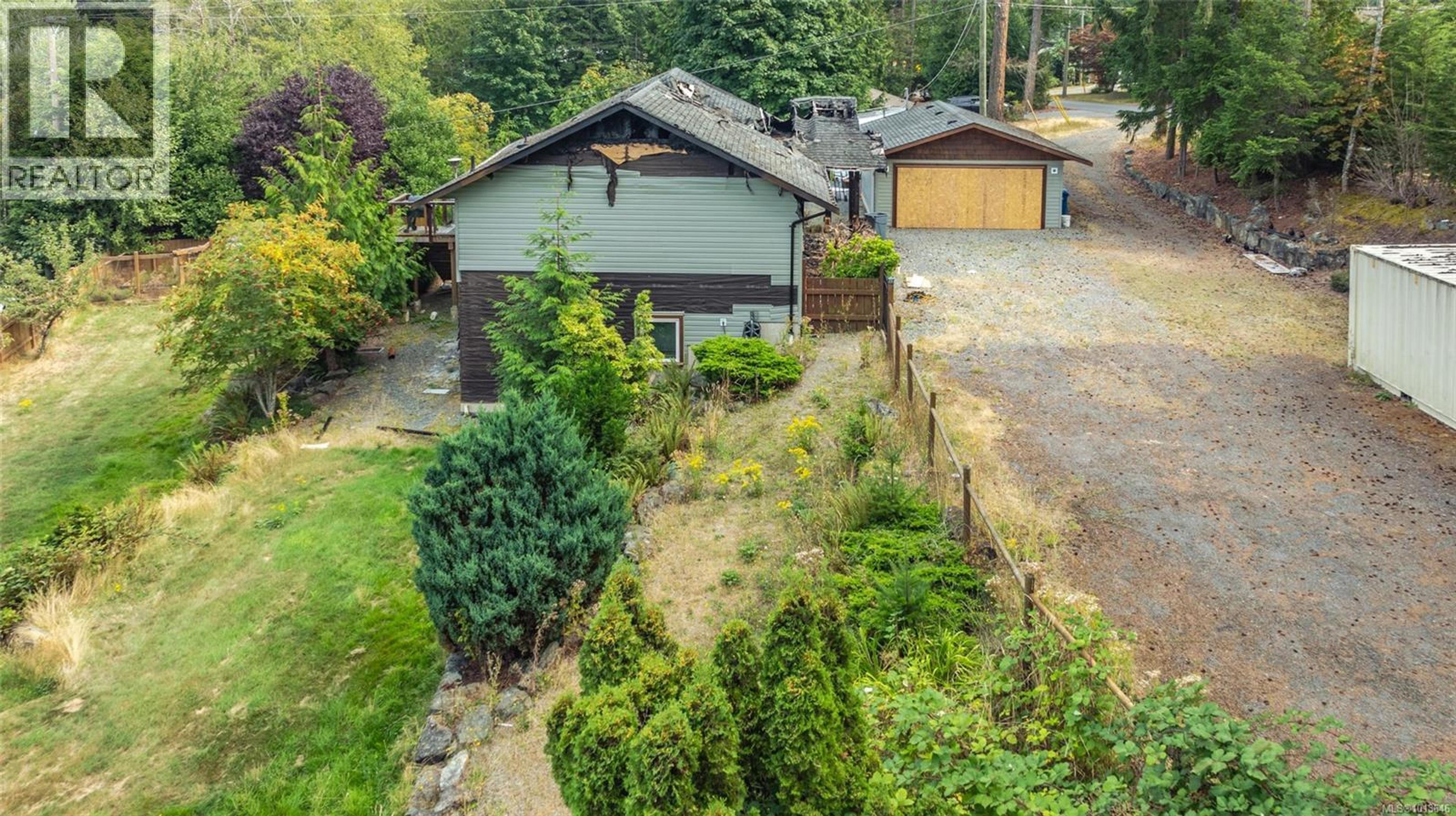 3490 Hillside Ave, Nanaimo - Exteriors - Drone/Aerial View - Photo 17