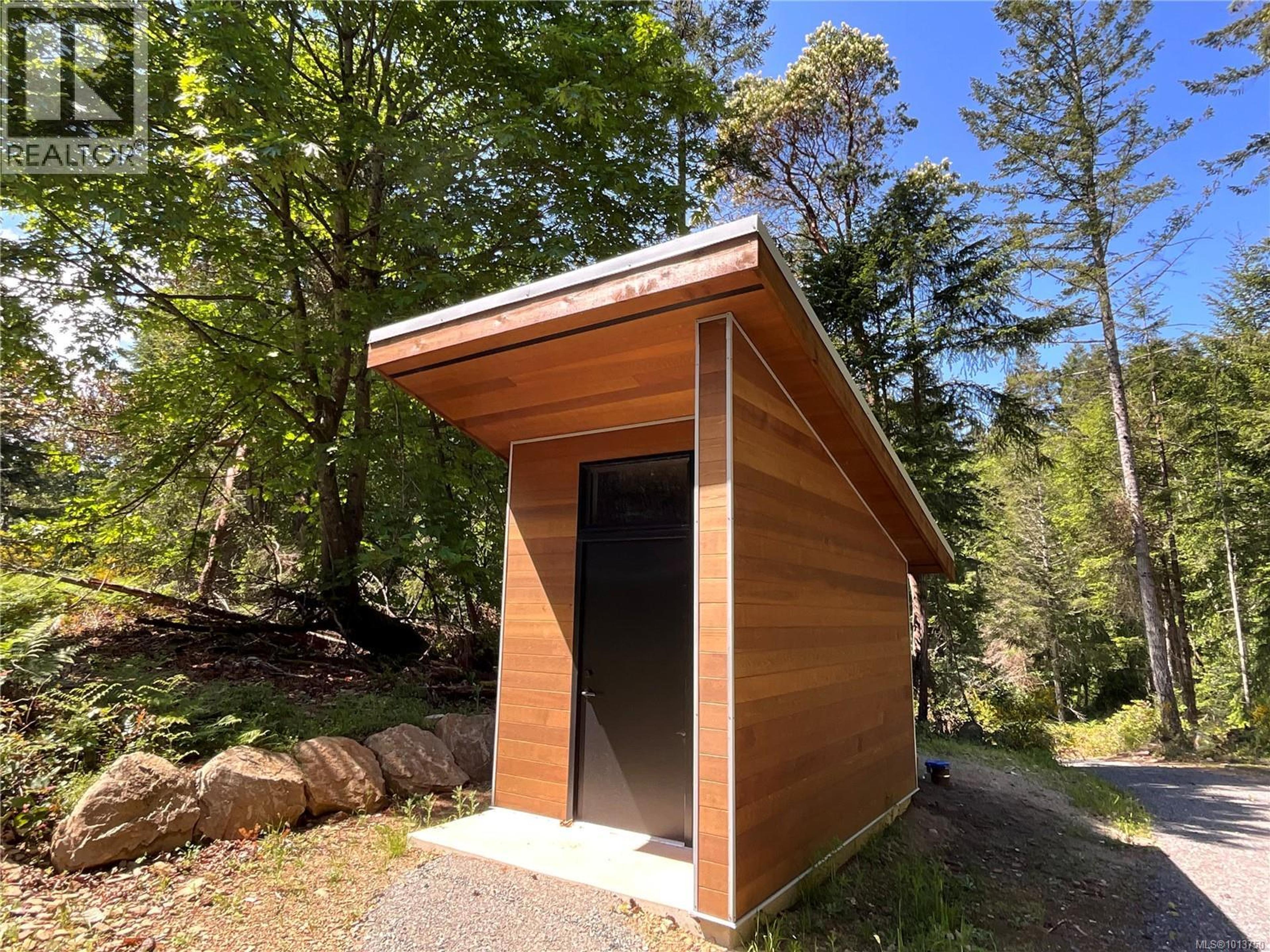 LT4 Hyham Rd, Gabriola Island - Exteriors - Photo 2