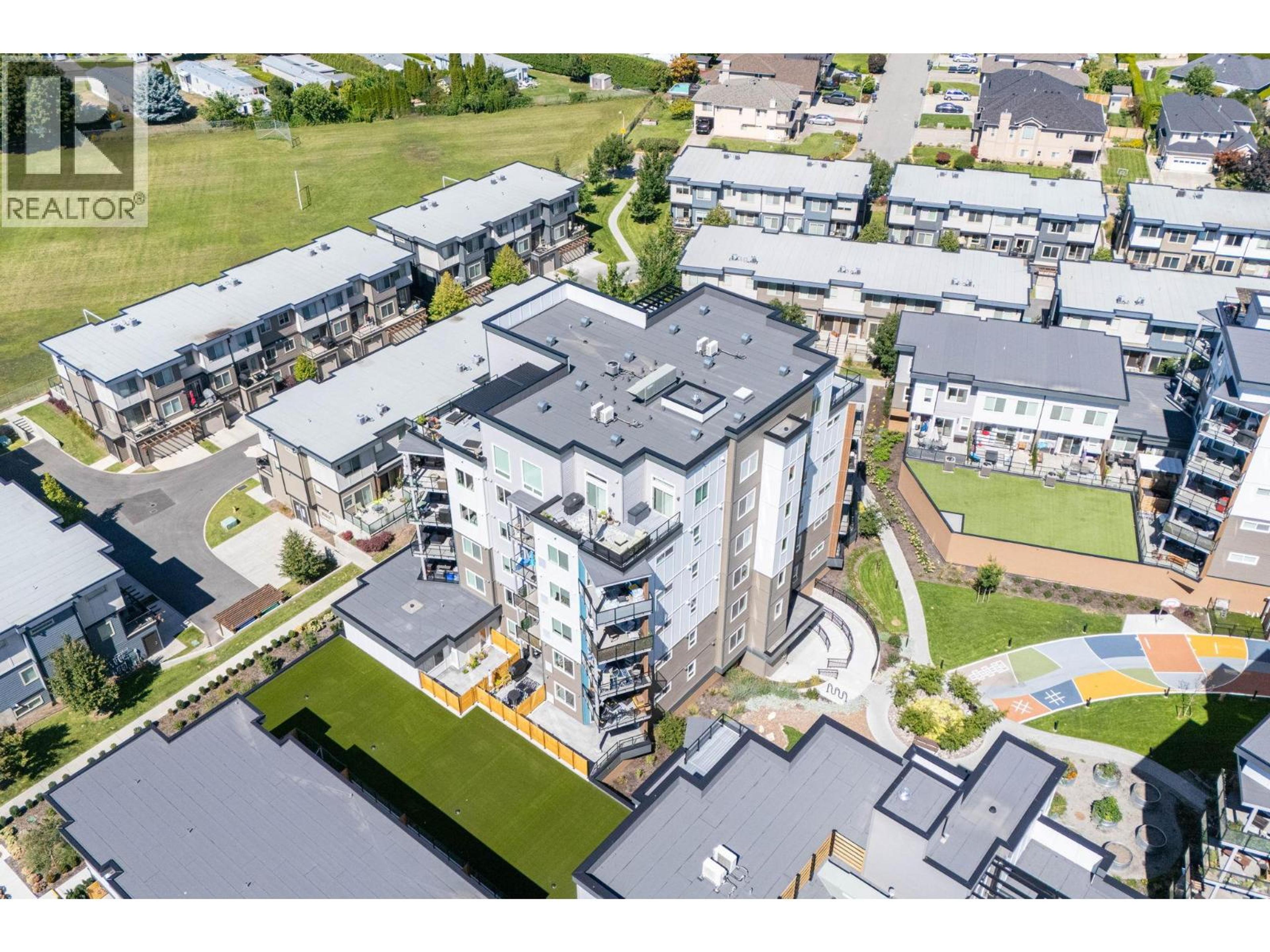 3630 Mission Springs Drive, Kelowna - Exteriors - Full Complex View, Drone/Aerial View - Photo 8