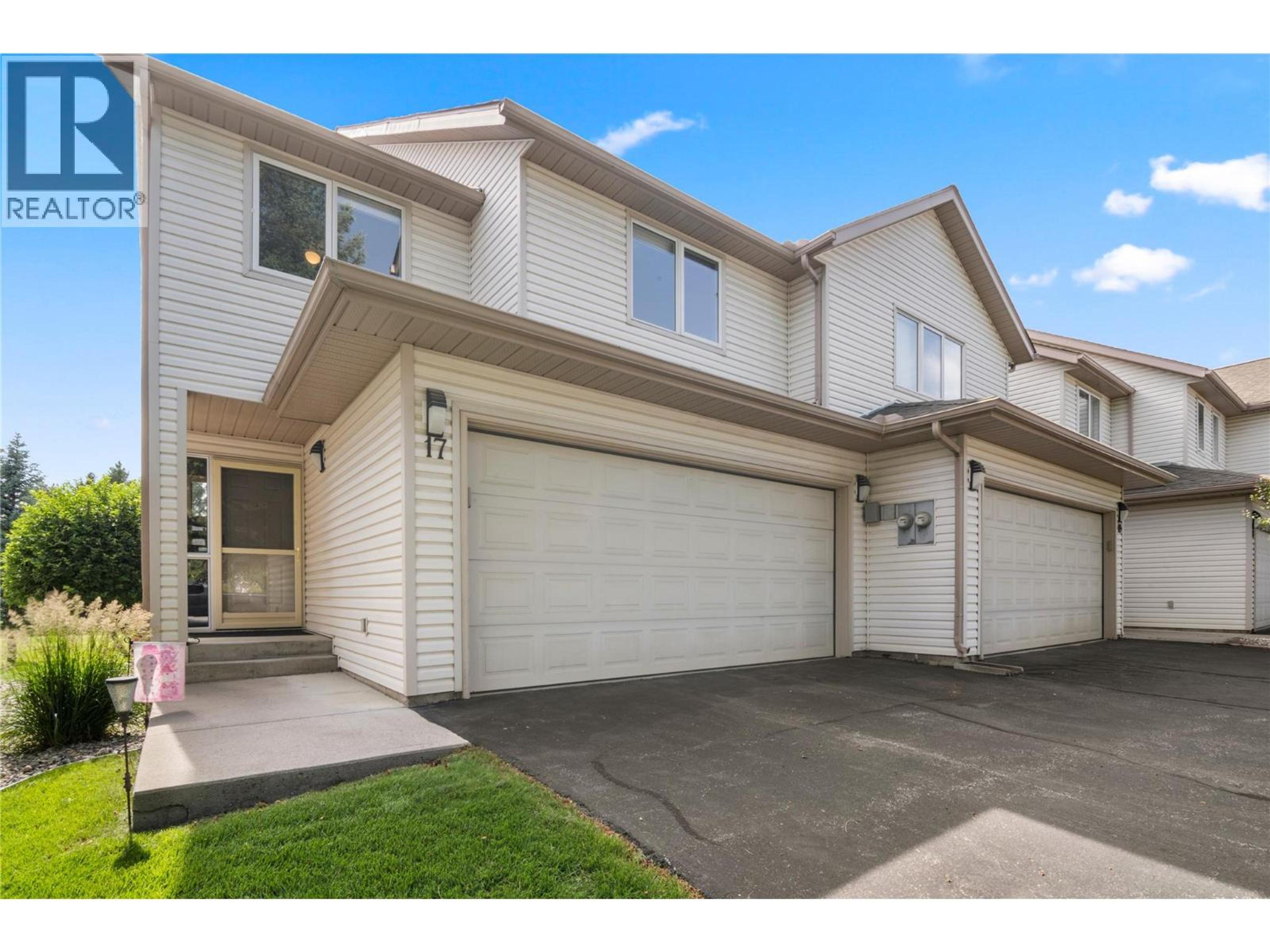 7525 Columbia Avenue, Radium Hot Springs - Exteriors - Full Complex View - Photo 1