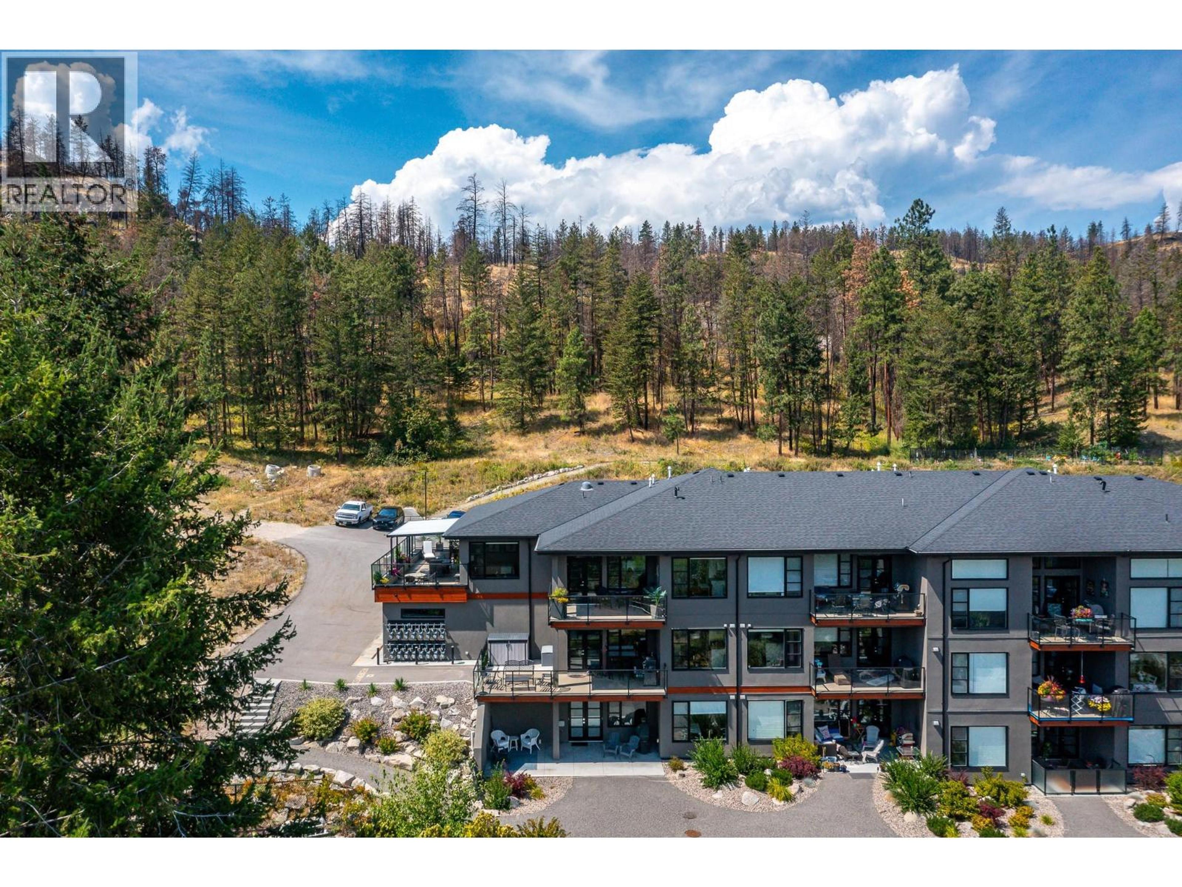 9700 Santina Road, Lake Country - Exteriors - Drone/Aerial View - Photo 18