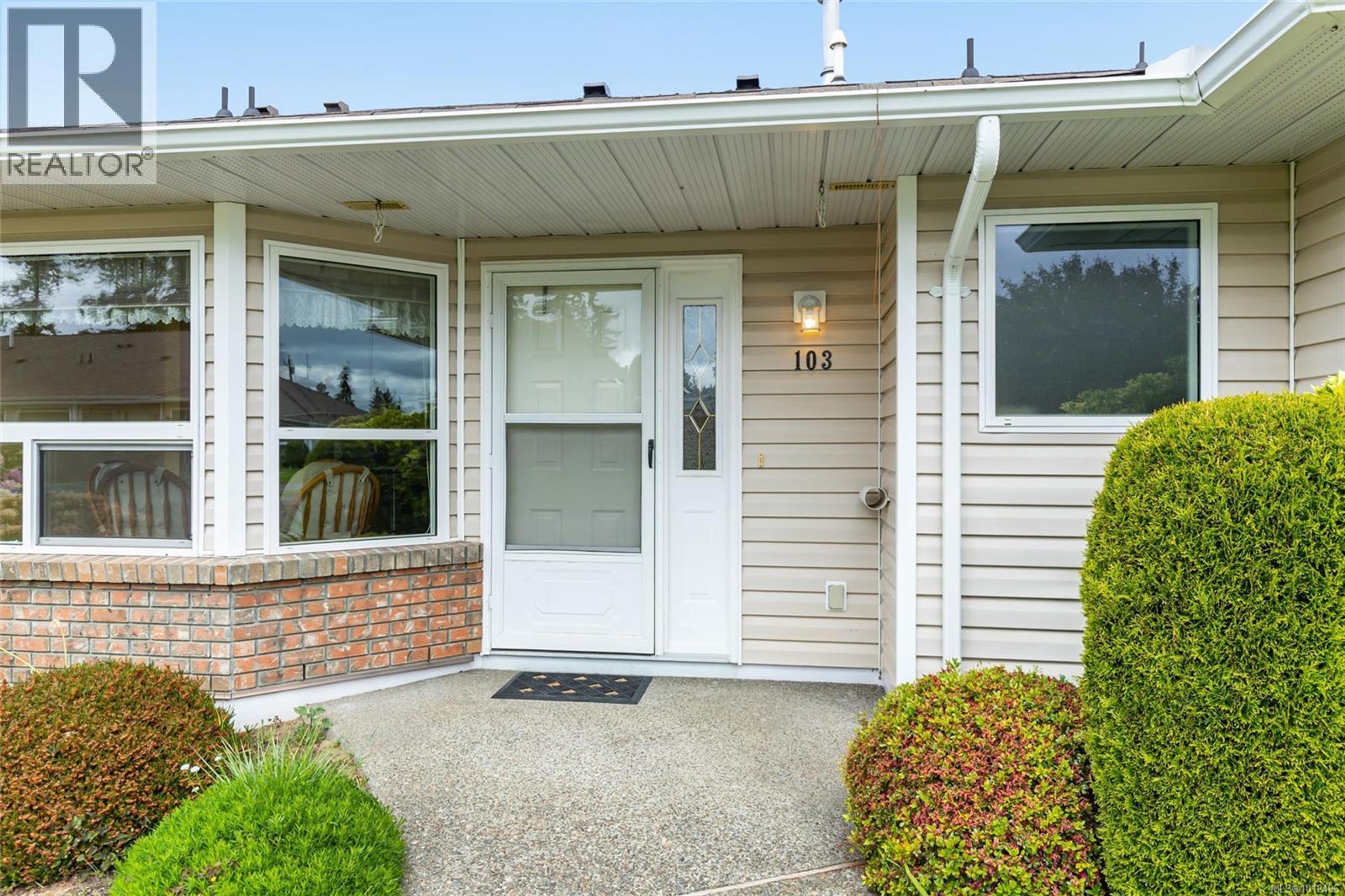 240 Stanford Ave E, Parksville - Exteriors - Photo 10