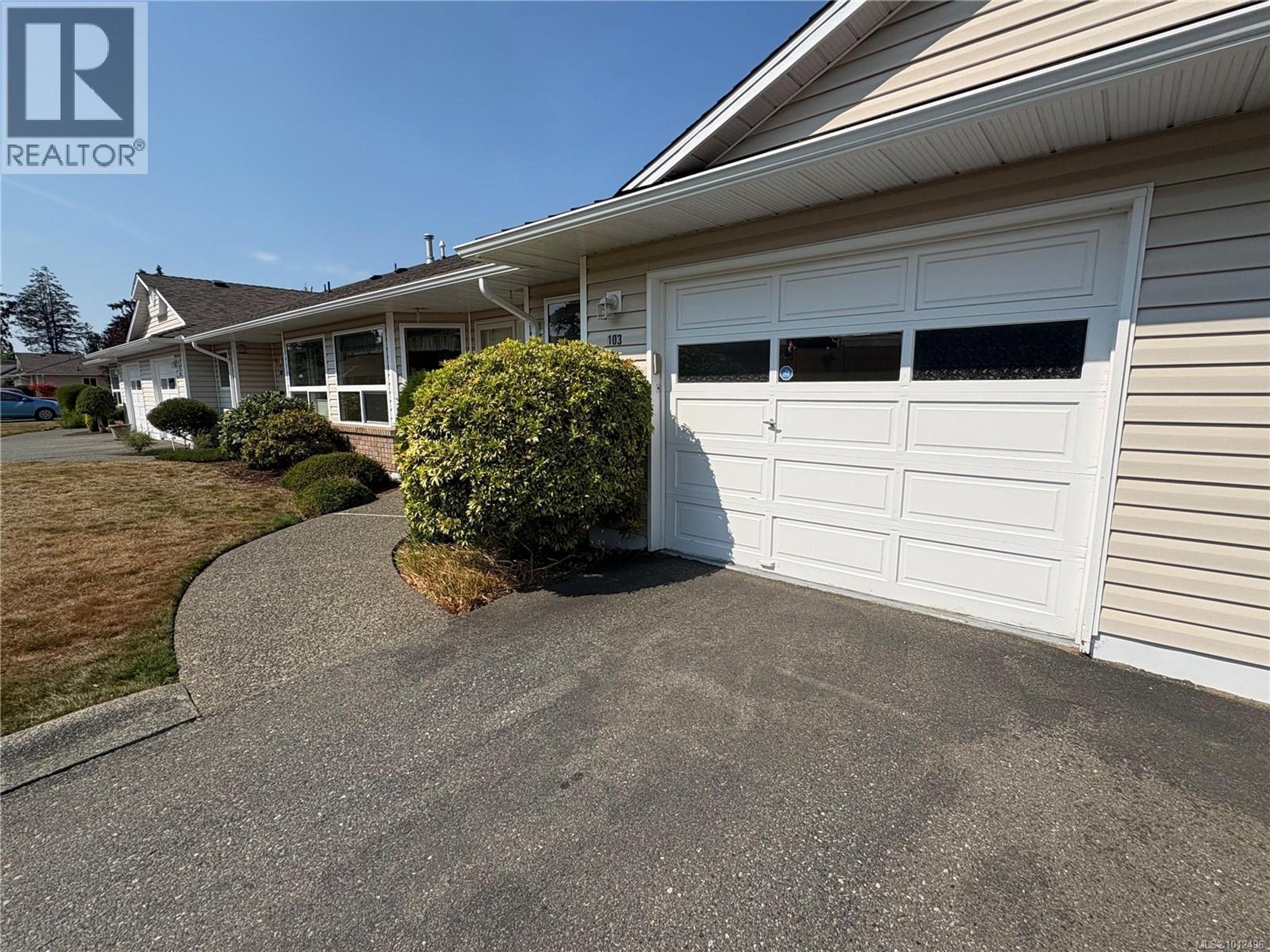 240 Stanford Ave E, Parksville - Exteriors - Full Complex View - Photo 11