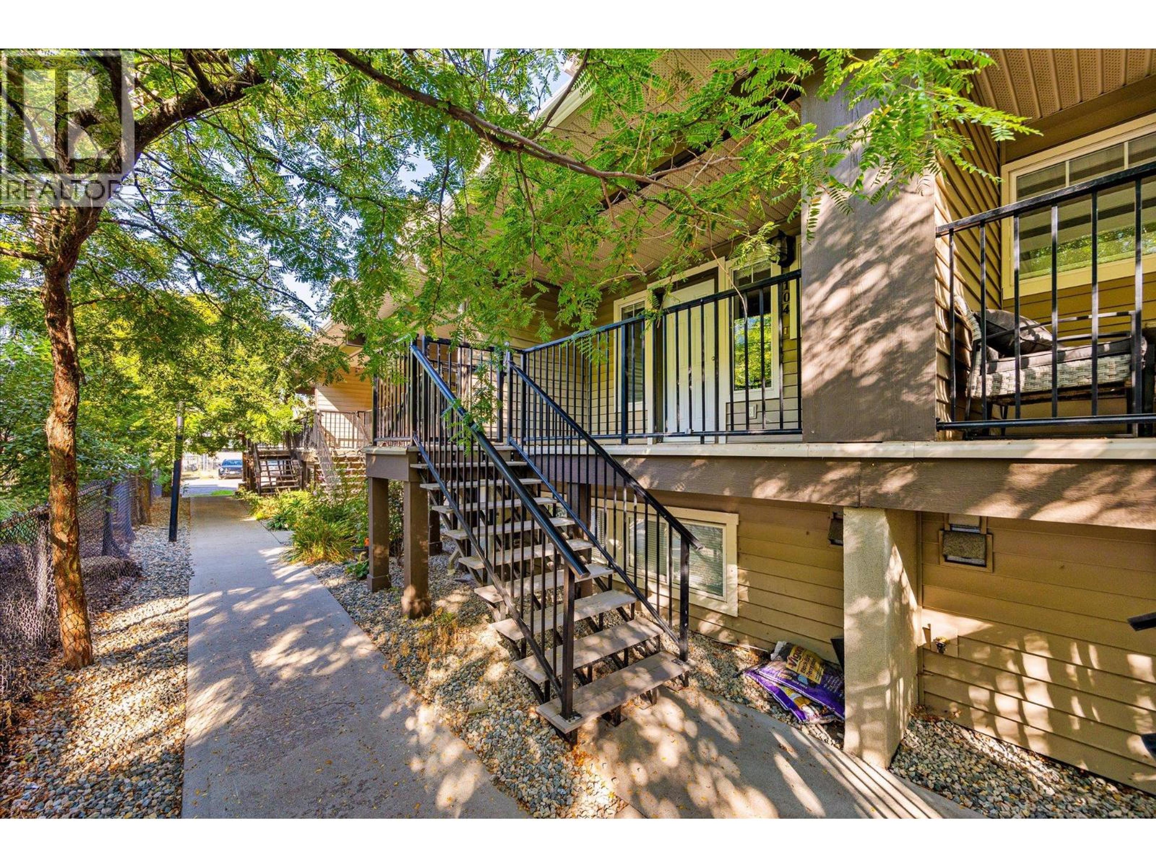 1355 Findlay Road, Kelowna - Exteriors - Full Complex View - Photo 2