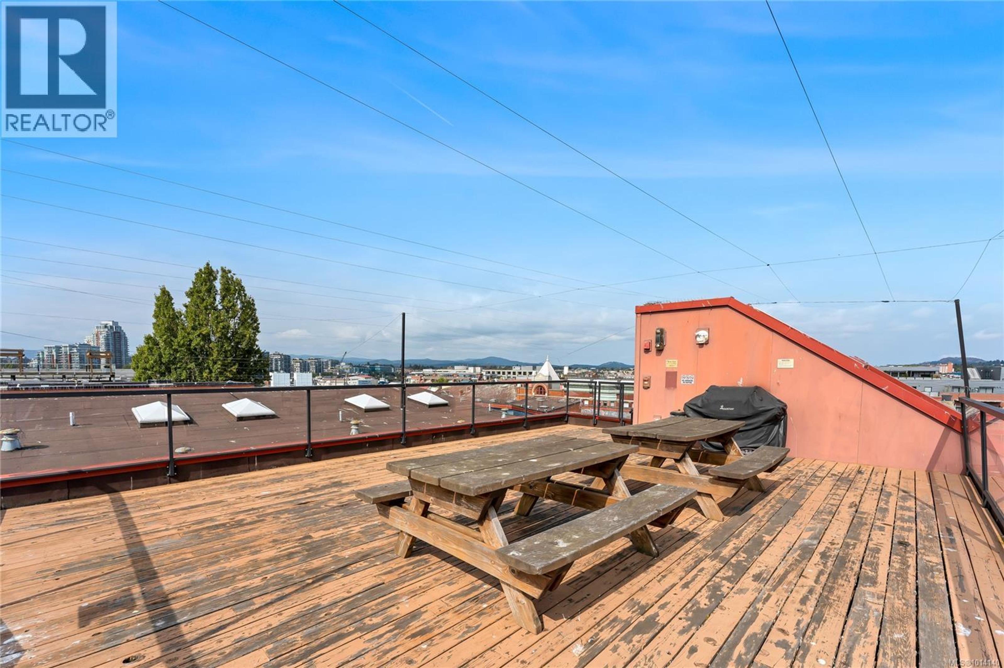 562 Yates St, Victoria - Outdoor Amenities - Rooftop terraces / Patios, Barbecue - Photo 3