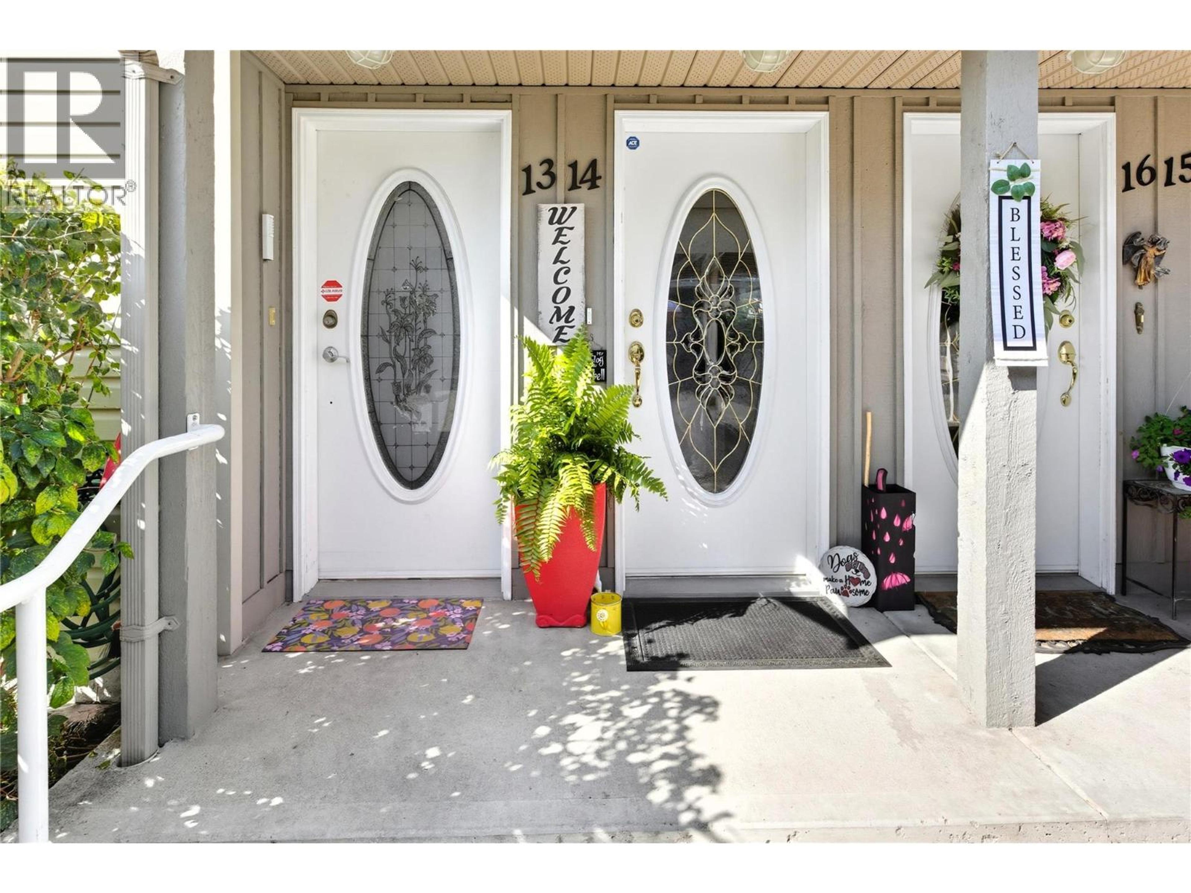 171 Beatty Avenue NW, Salmon Arm - Exteriors - Photo 3