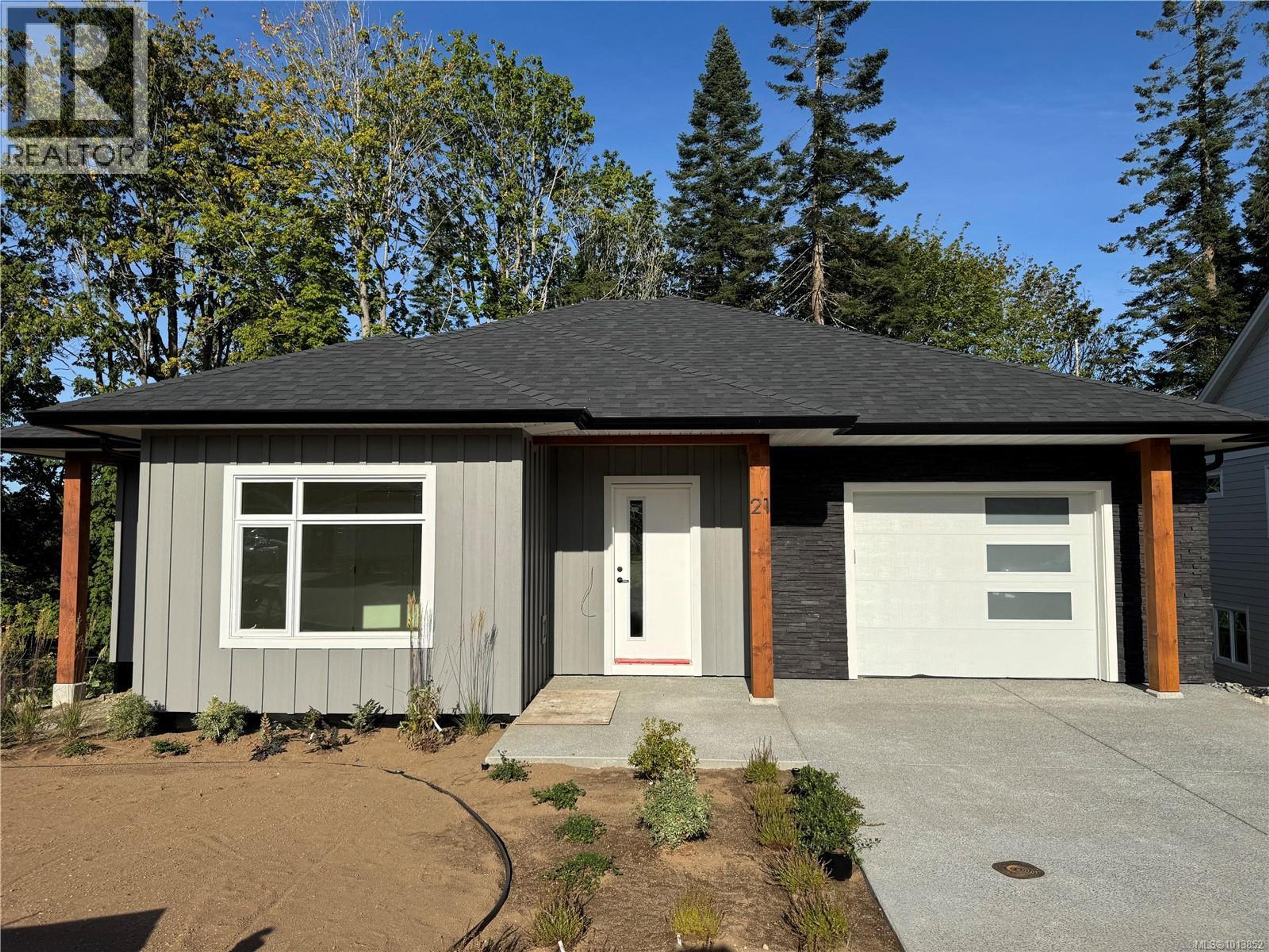 1580 Glen Eagle Dr, Campbell River - Exteriors - Photo 3