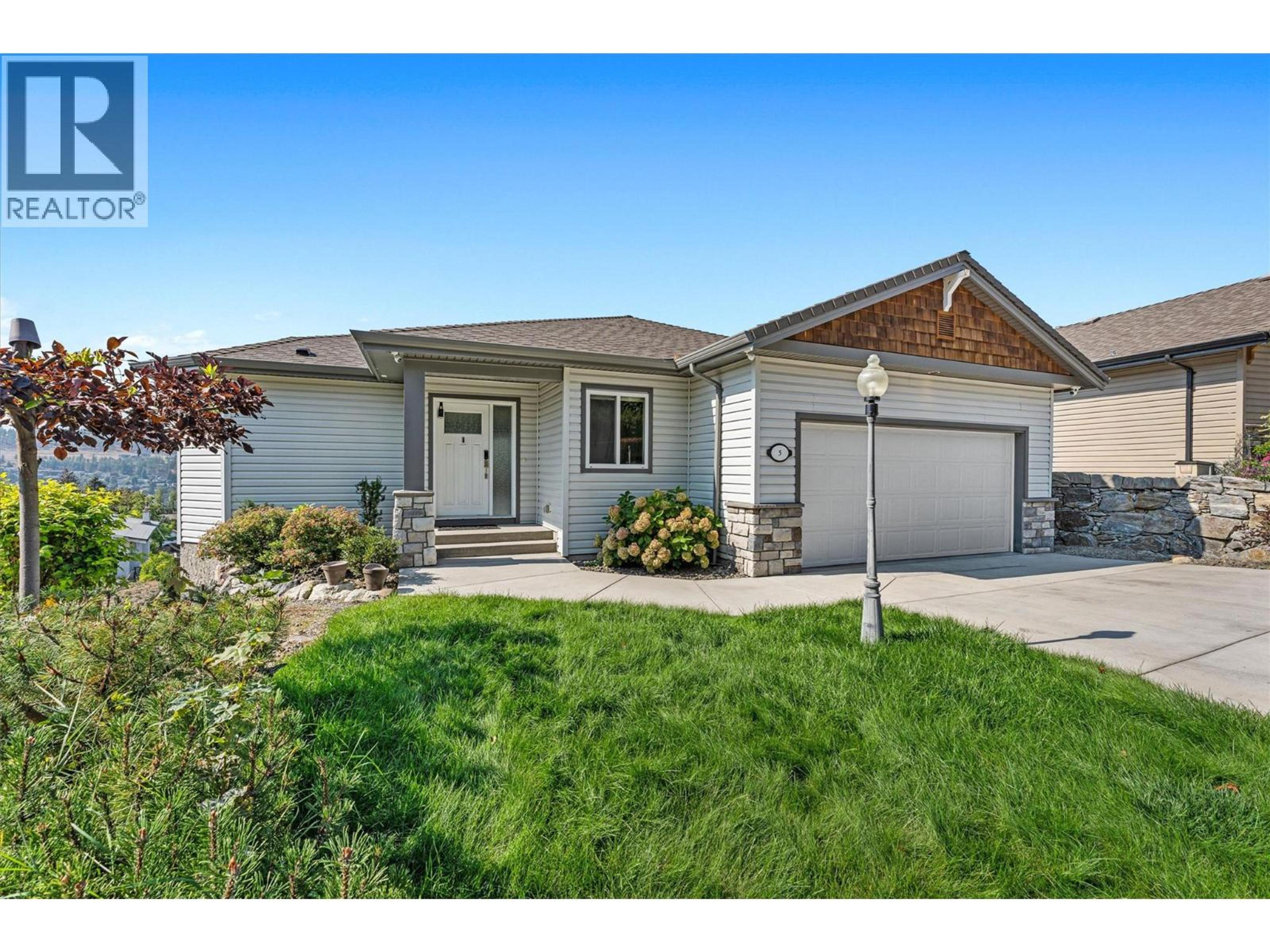 1342 Shaunna Road, Kelowna - Exteriors - Photo 4