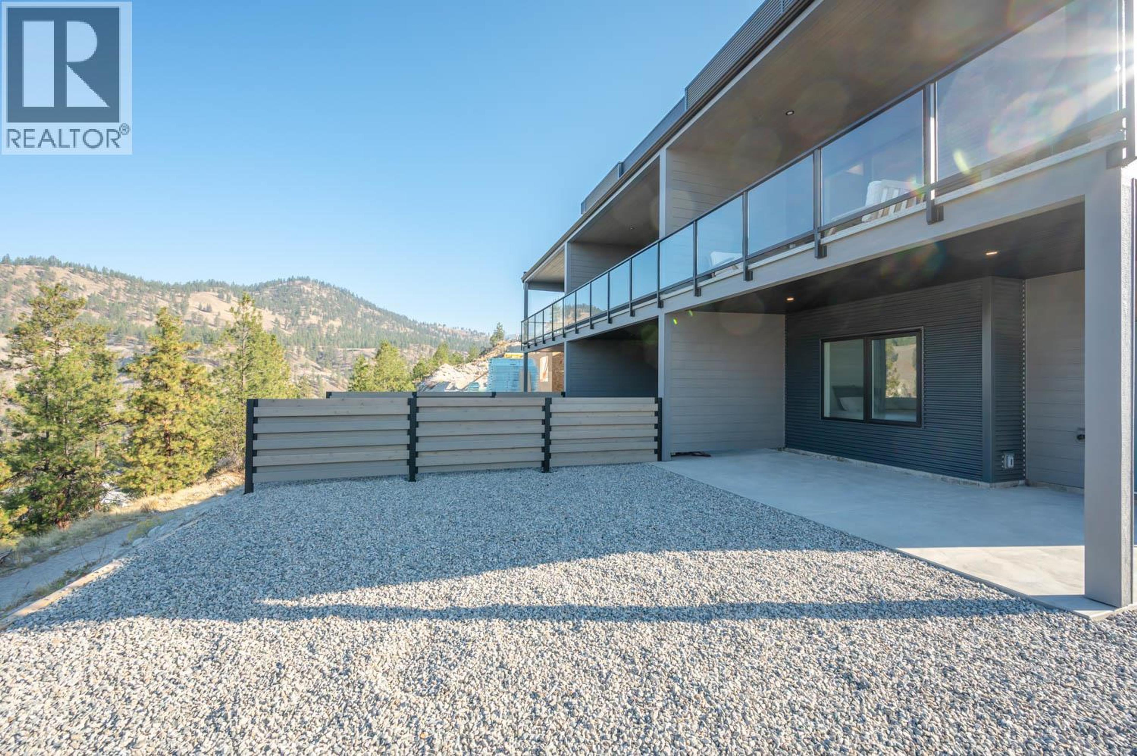 158 DEER Place, Penticton - Exteriors - Photo 2