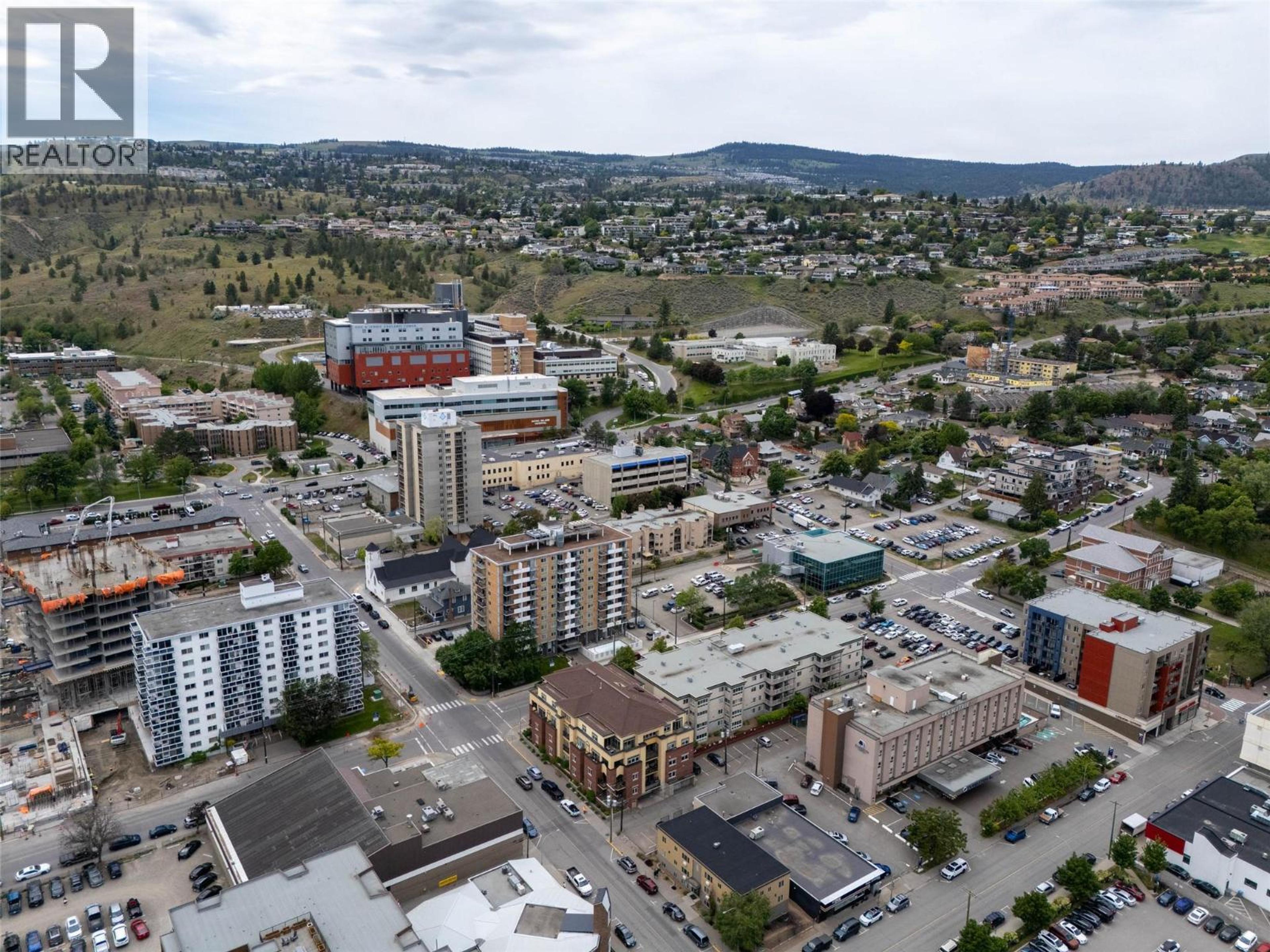 370 Battle Street, Kamloops - Exteriors - Full Complex View, Drone/Aerial View - Photo 3