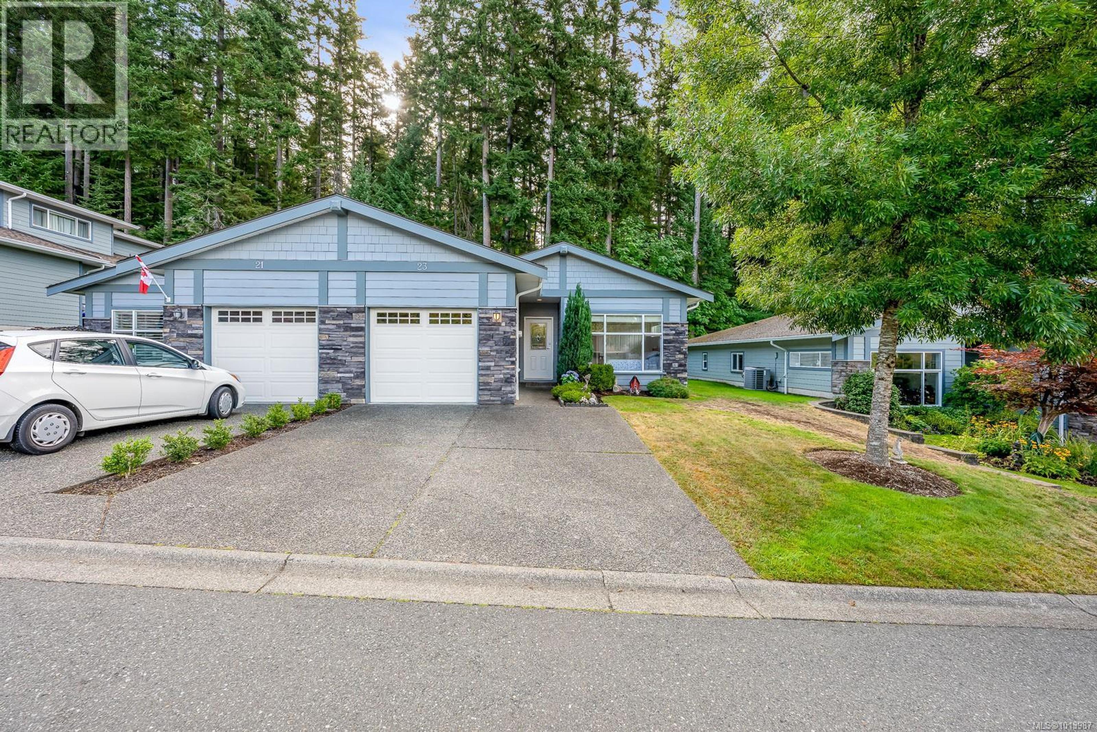 2001 Blue Jay Pl, Courtenay - Exteriors - Photo 8