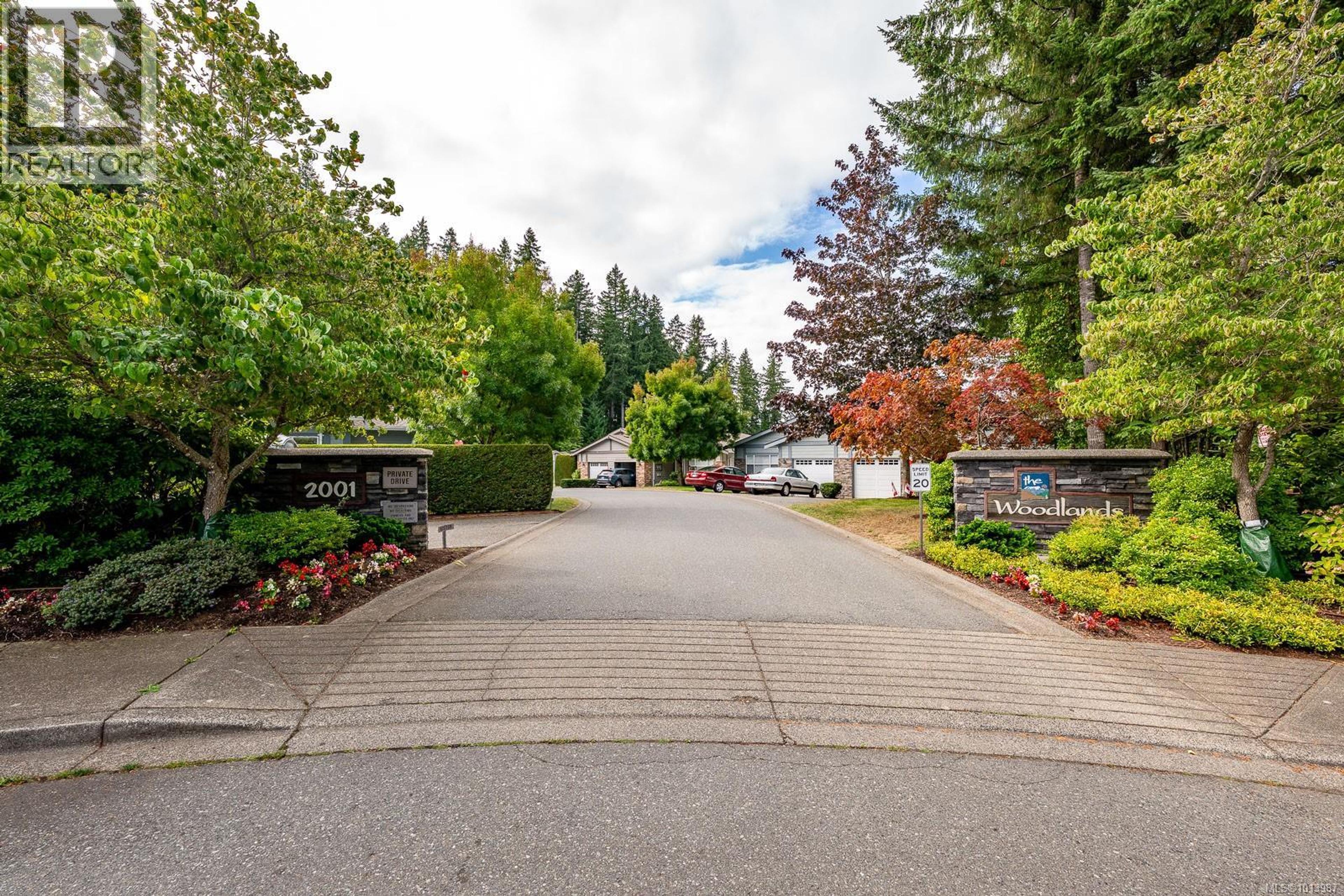 2001 Blue Jay Pl, Courtenay - Exteriors - Full Complex View - Photo 11
