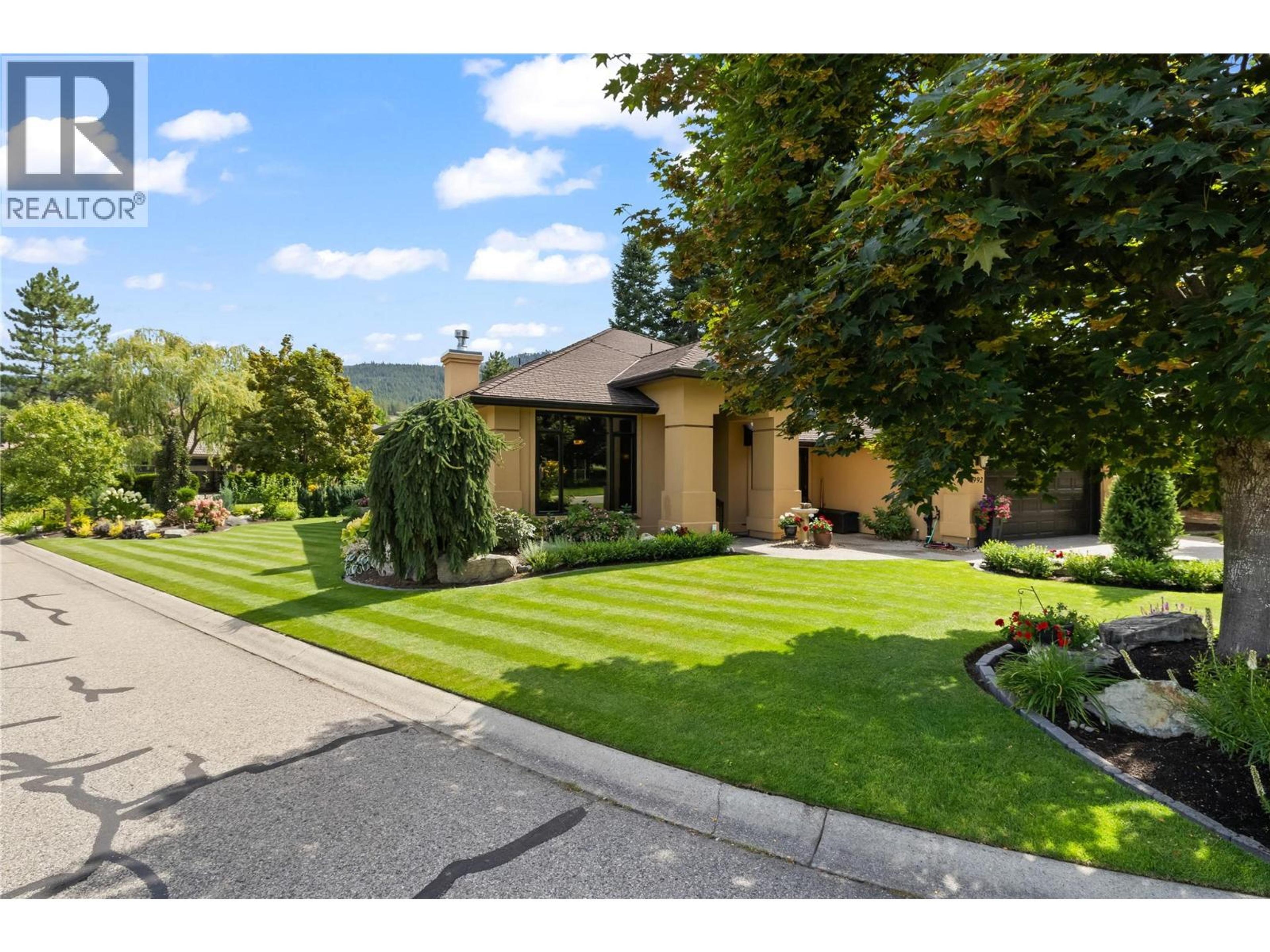 3875 Gallaghers Parkway, Kelowna - Exteriors - Photo 6