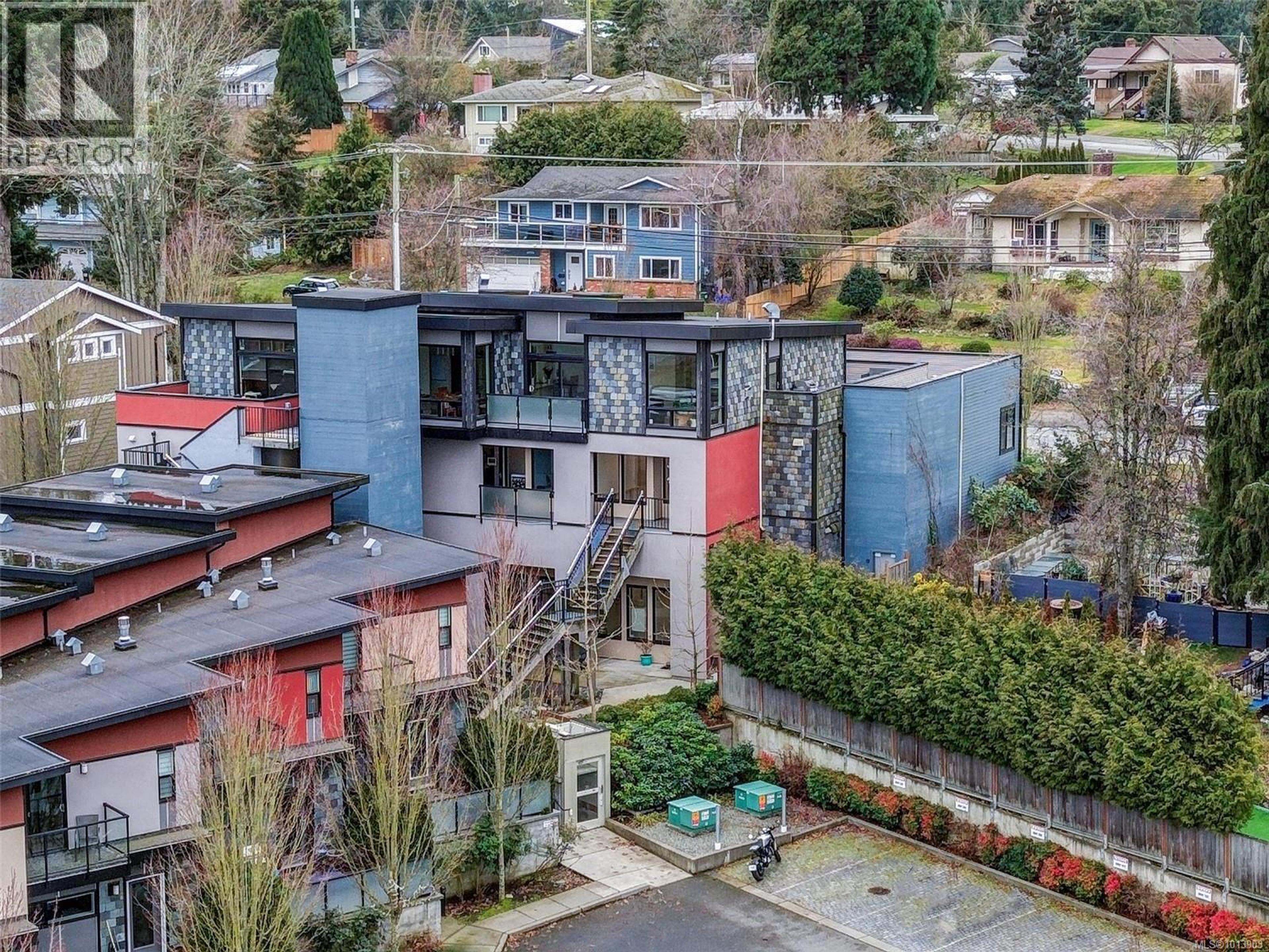 6981 East Saanich Rd, Central Saanich - Exteriors - Full Complex View, Drone/Aerial View - Photo 8