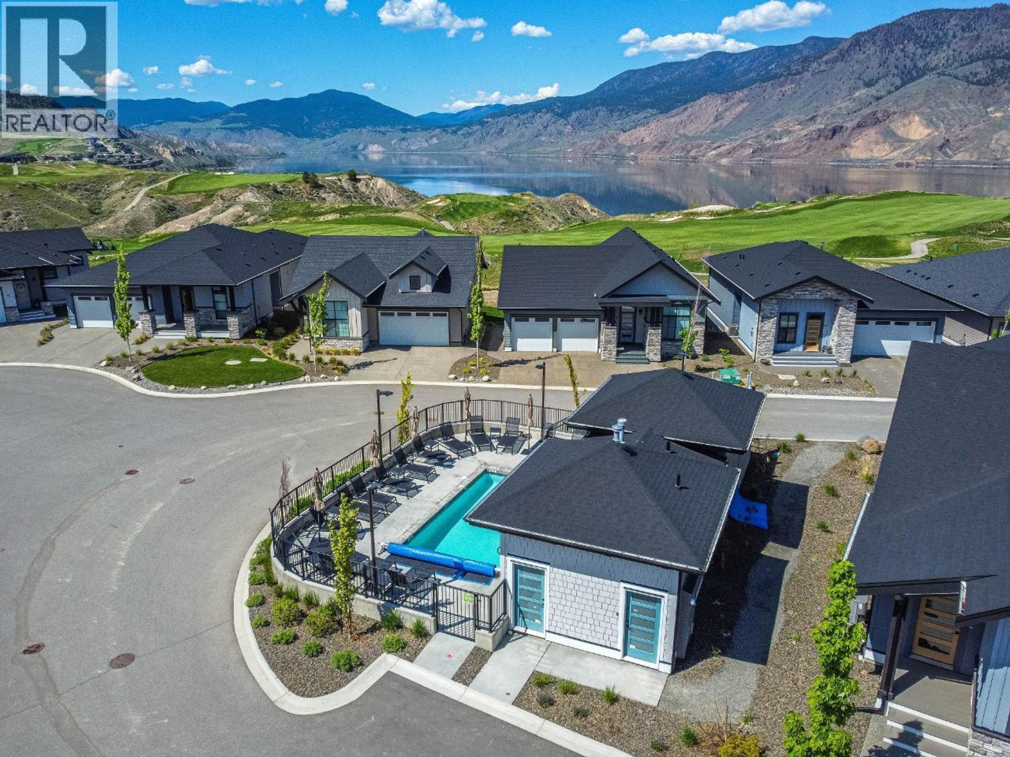 260 Rue Cheval Noir, Kamloops - Exteriors - Full Complex View, Drone/Aerial View - Photo 7