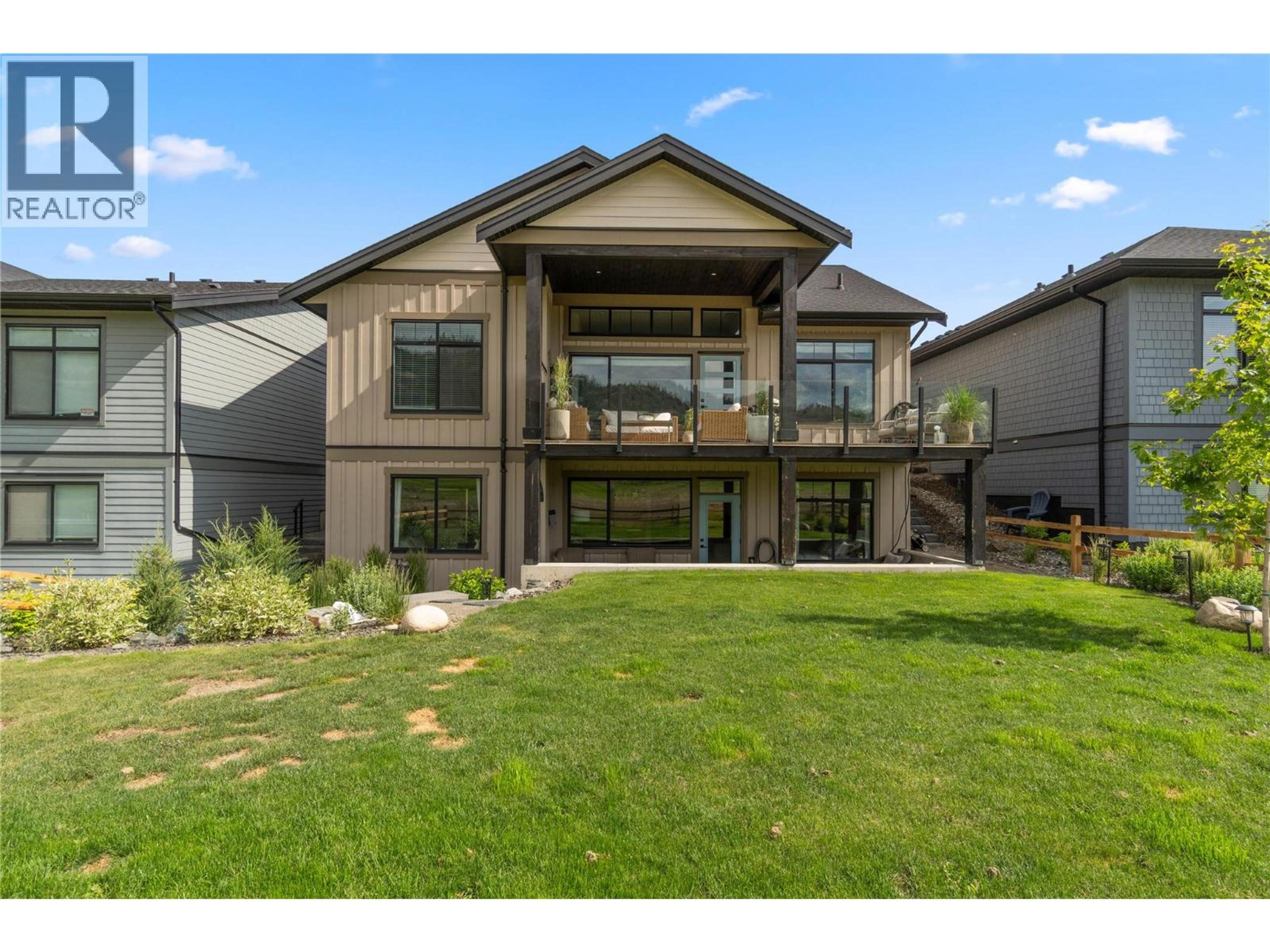 260 Rue Cheval Noir, Kamloops - Exteriors - Photo 8