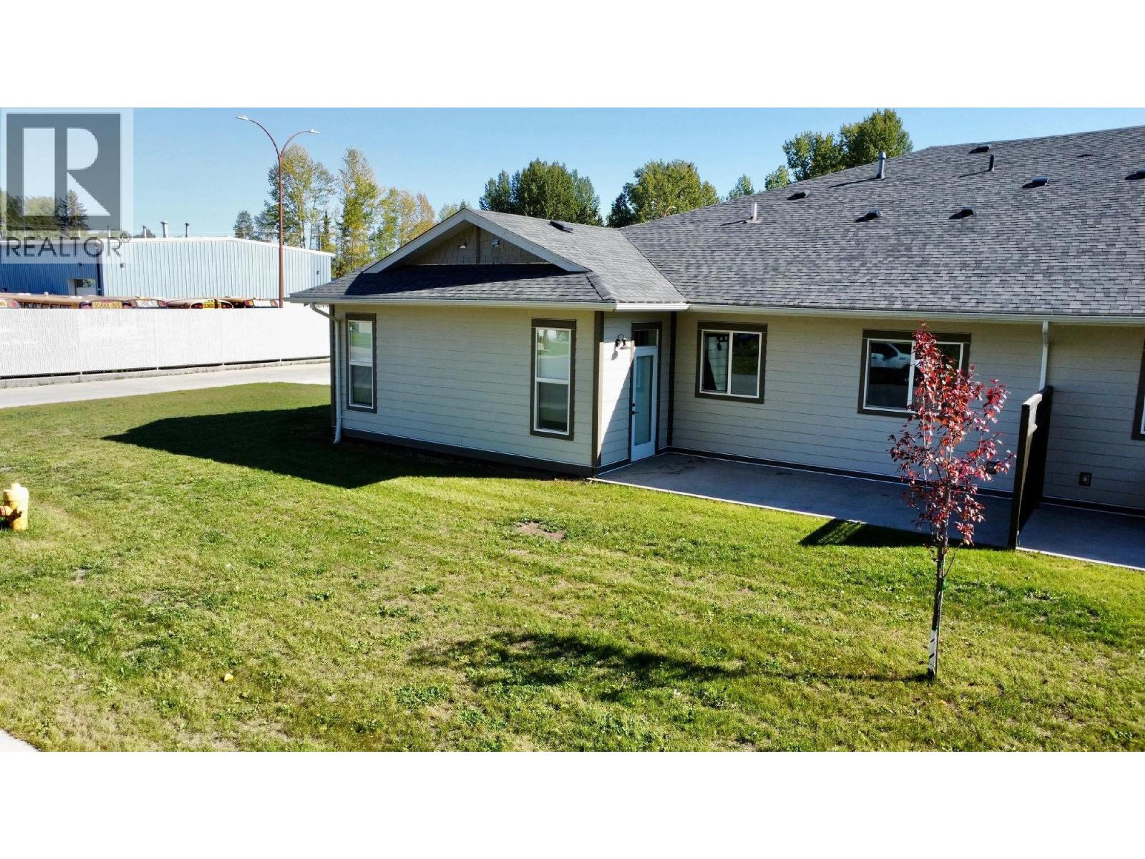 1192 VANCOUVER STREET, Smithers - Exteriors - Photo 5