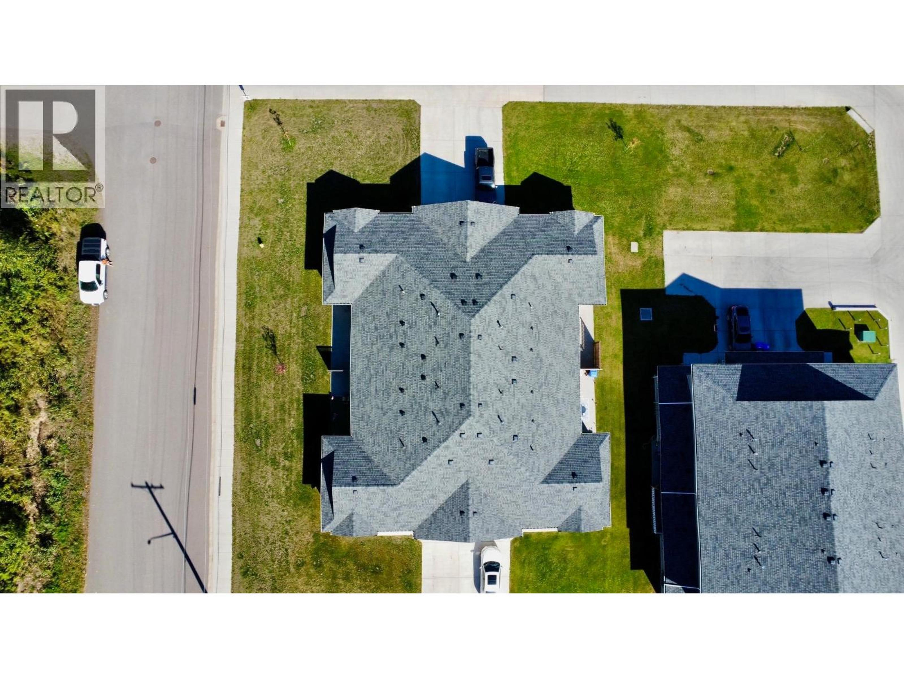 1192 VANCOUVER STREET, Smithers - Exteriors - Drone/Aerial View - Photo 7