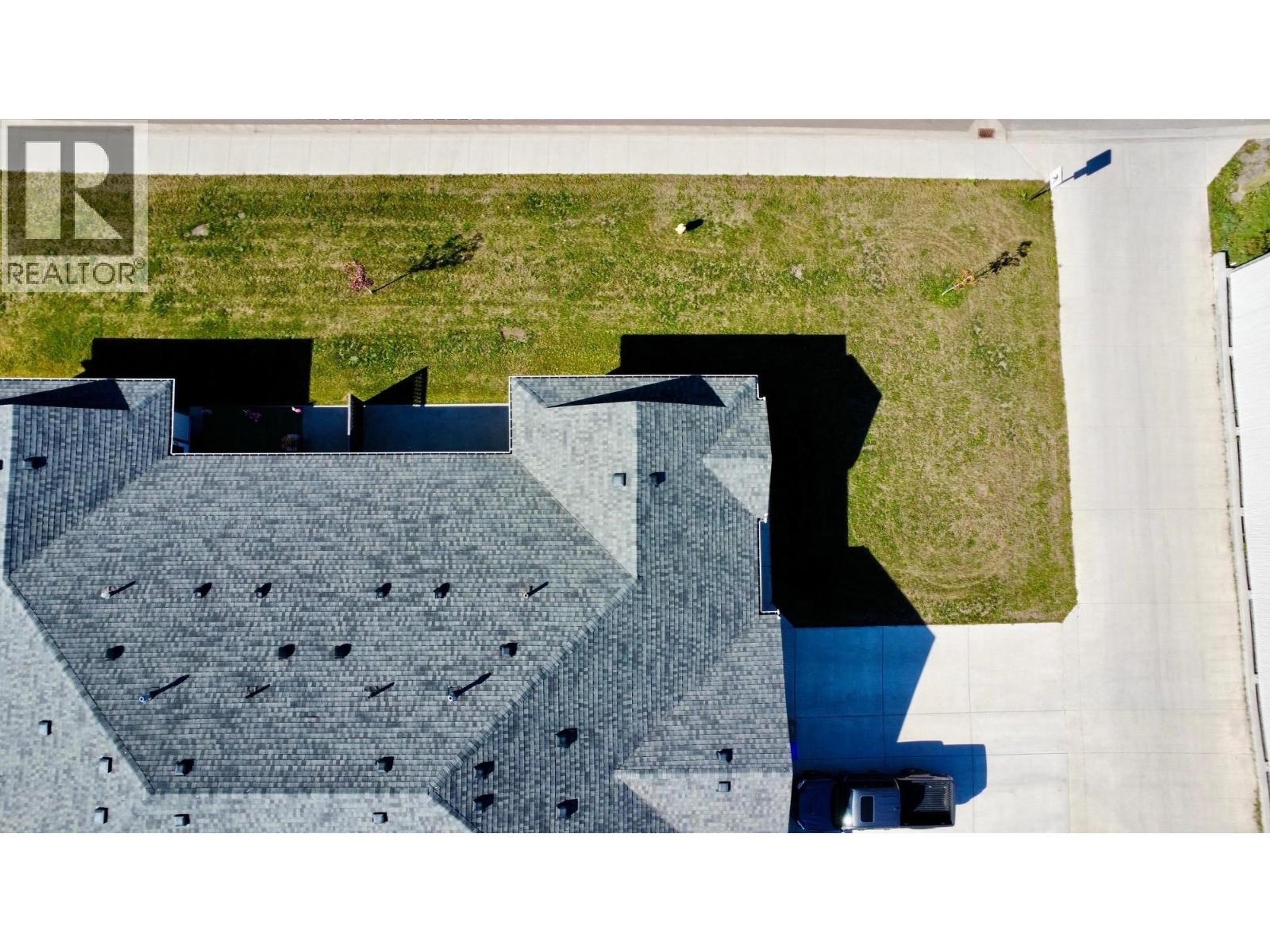 1192 VANCOUVER STREET, Smithers - Exteriors - Drone/Aerial View - Photo 8