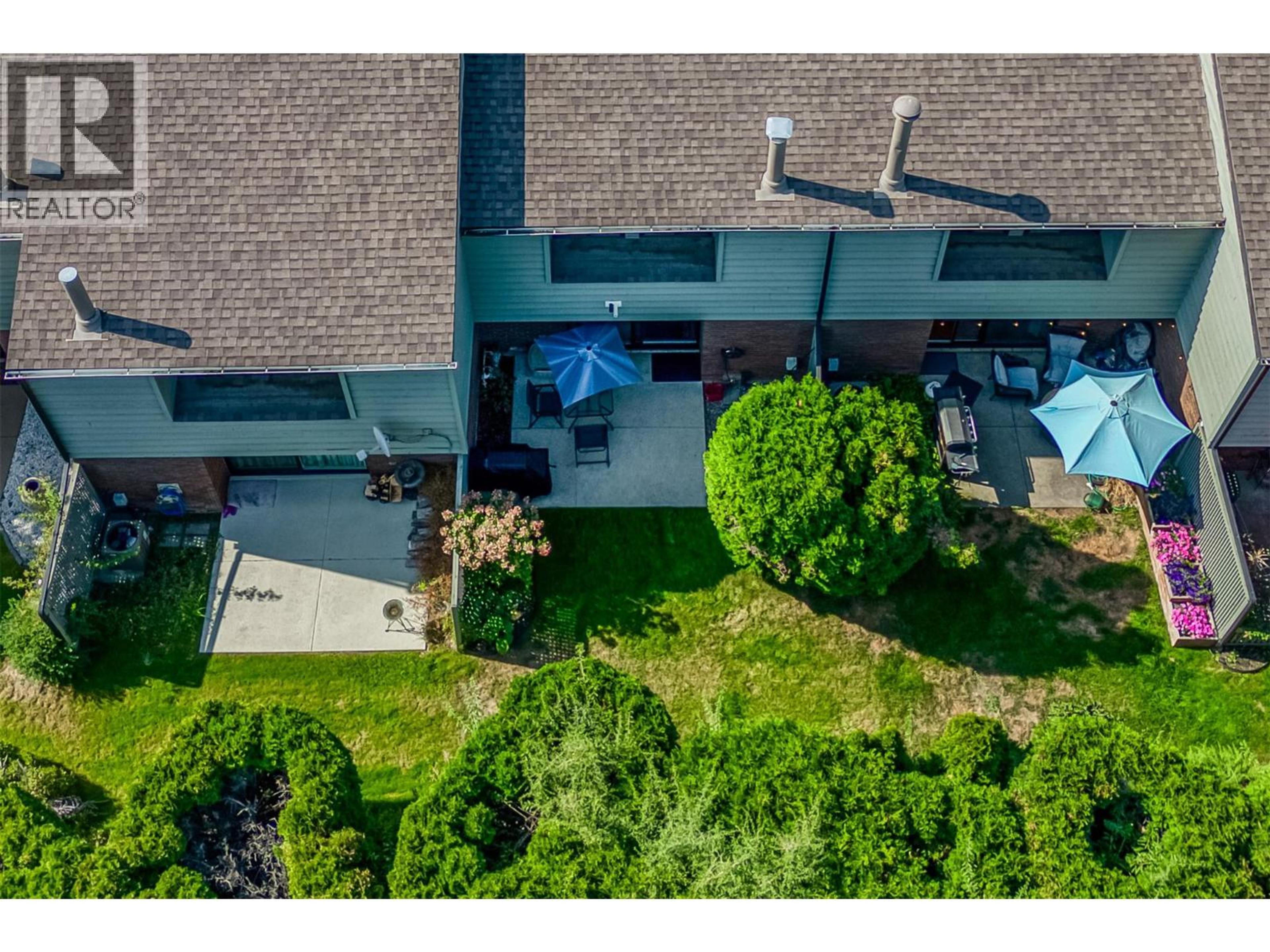 1050 Springfield Road, Kelowna - Exteriors - Full Complex View, Drone/Aerial View - Photo 5