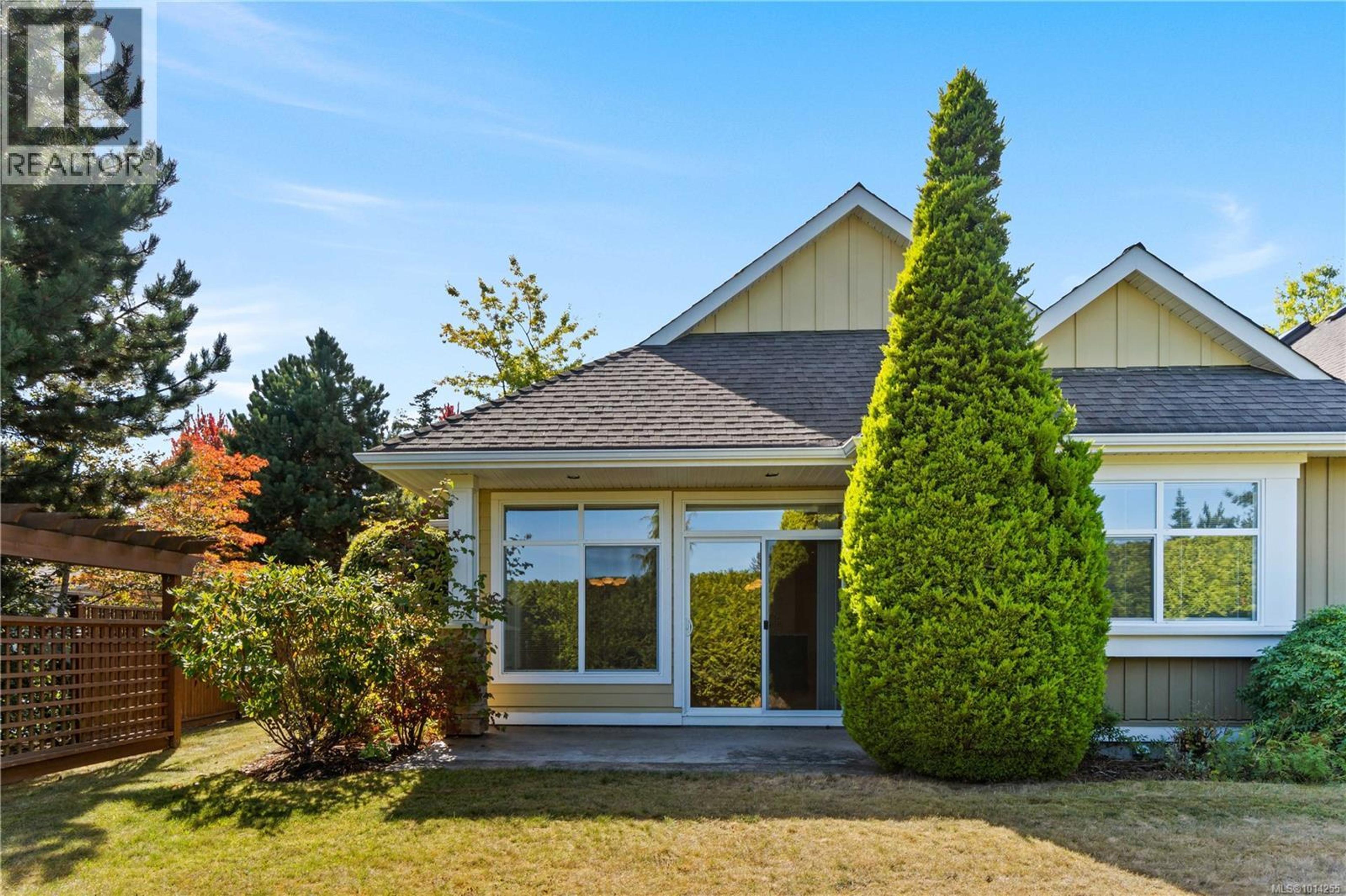 447 Pym St S, Parksville - Exteriors - Photo 13