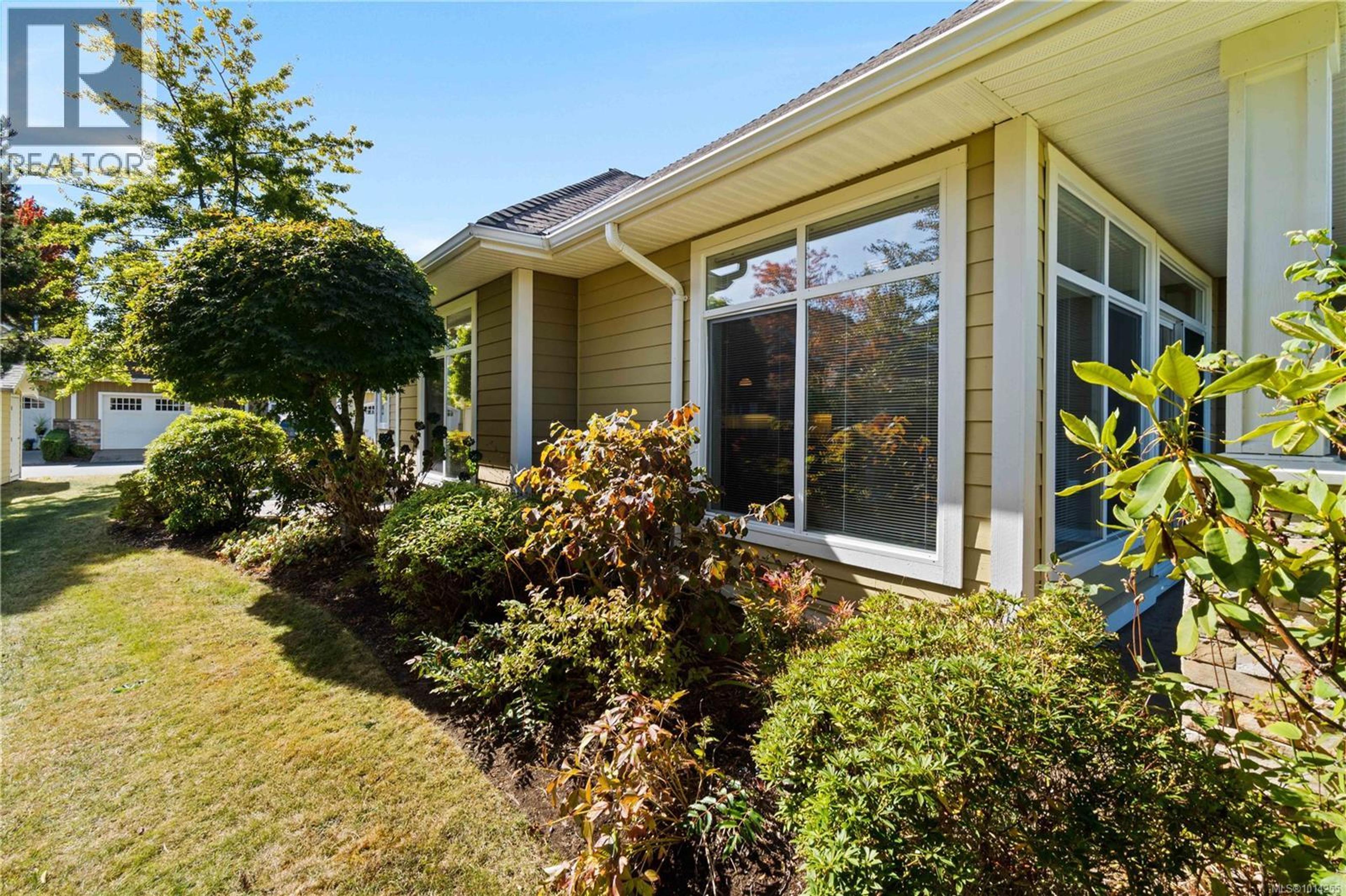 447 Pym St S, Parksville - Exteriors - Photo 11