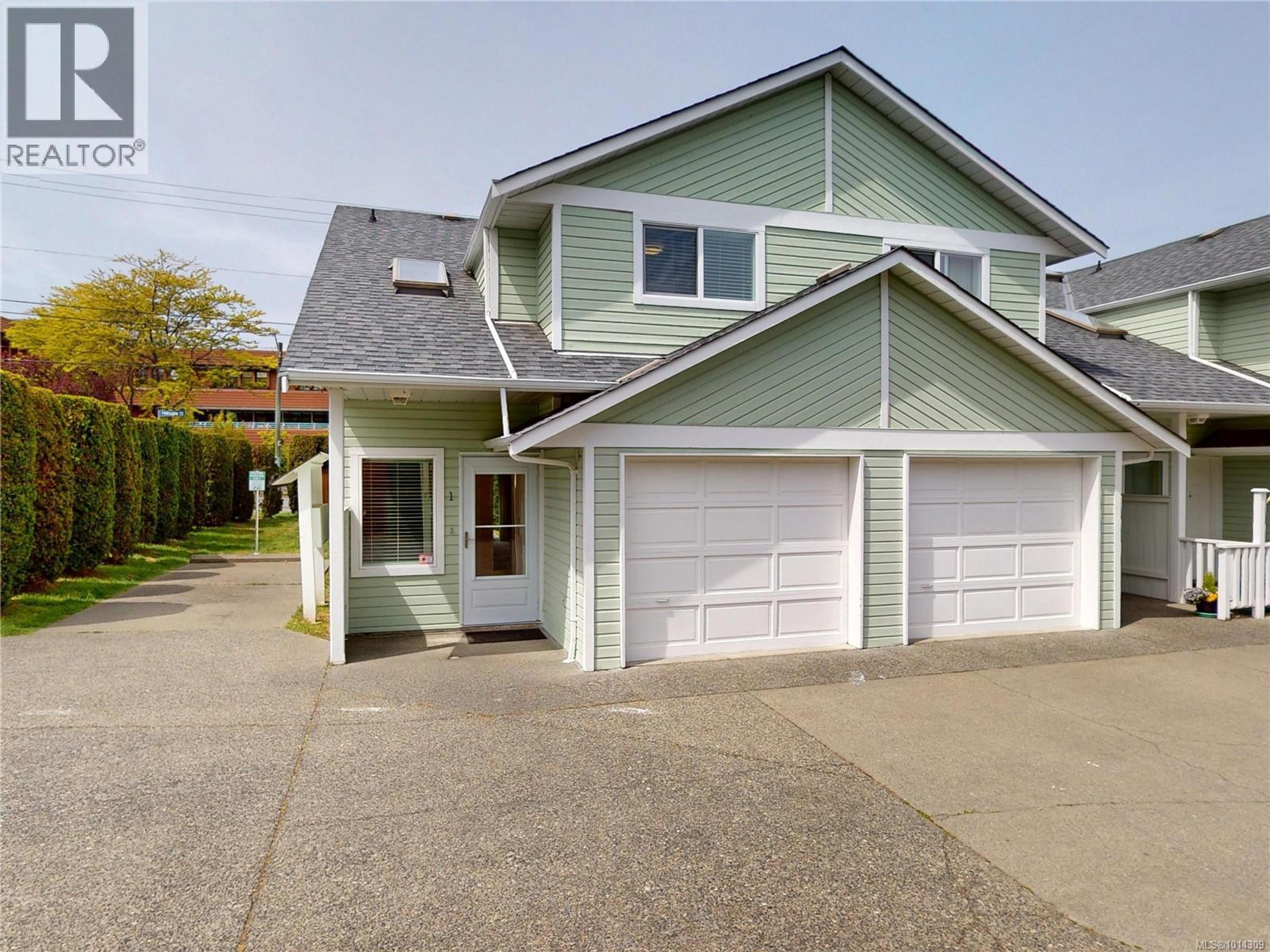 1441 Hillside Ave, Victoria - Exteriors - Photo 5