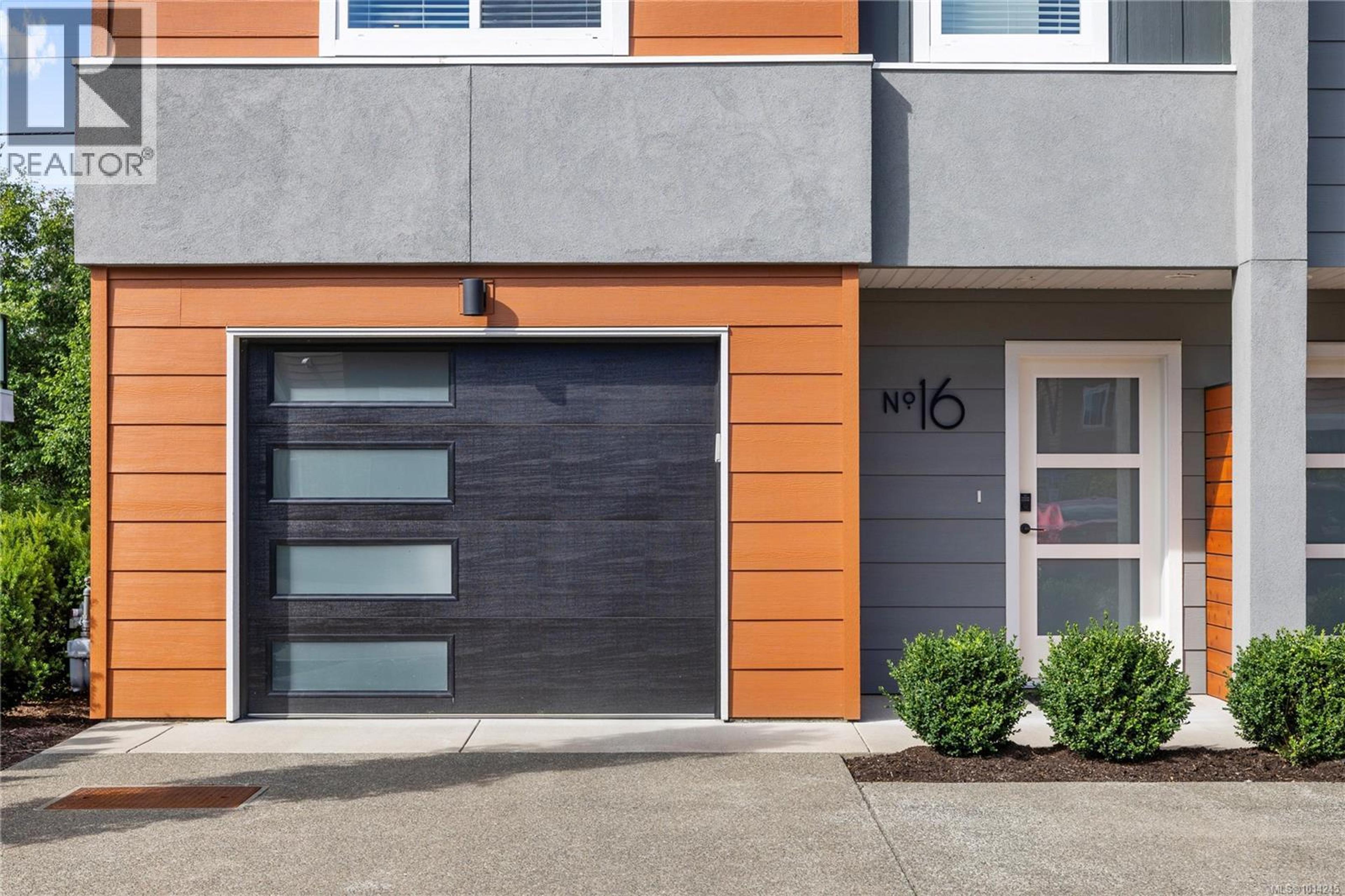 2310 Guthrie Rd, Comox - Exteriors - Photo 5