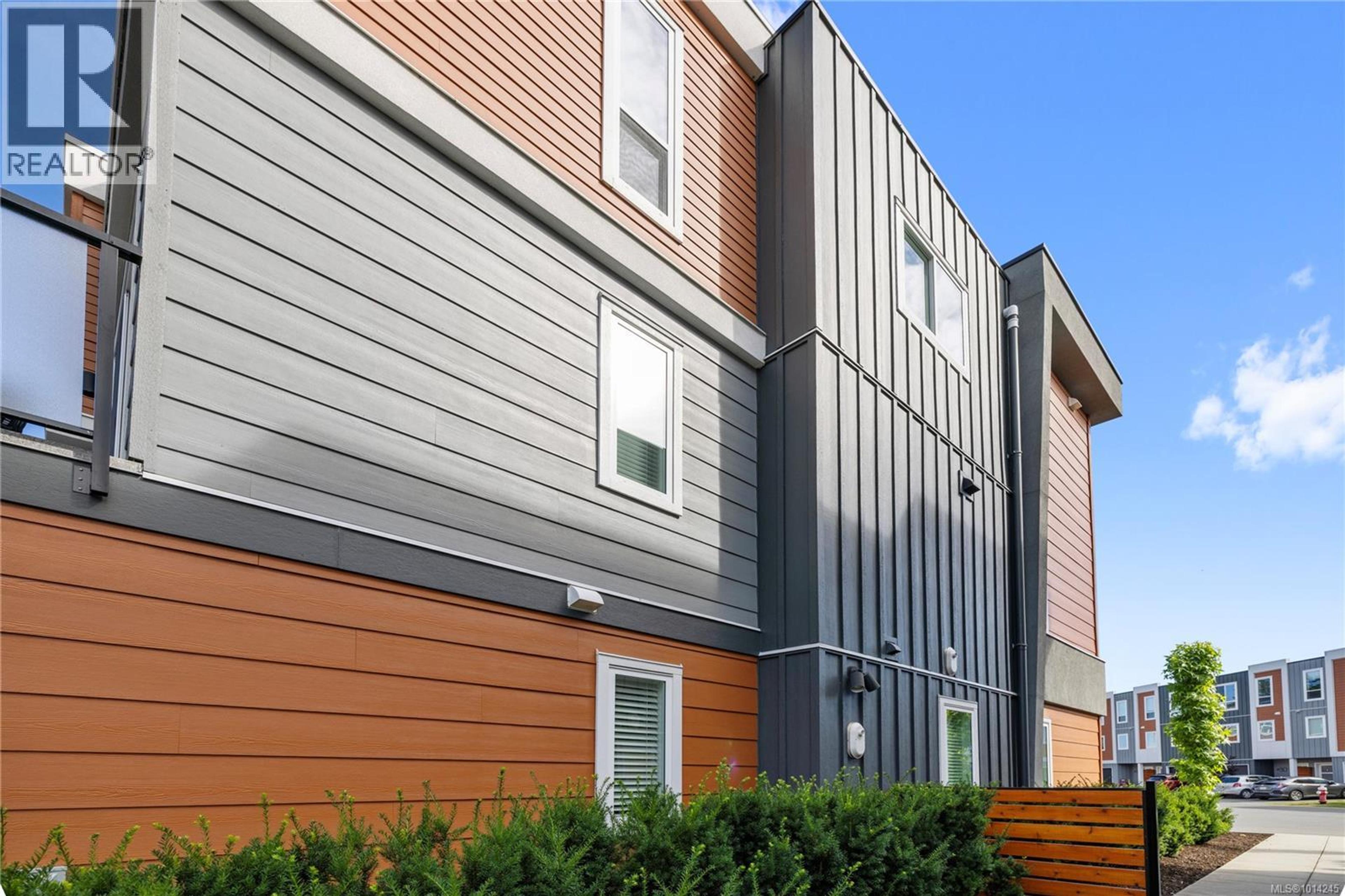 2310 Guthrie Rd, Comox - Exteriors - Photo 8