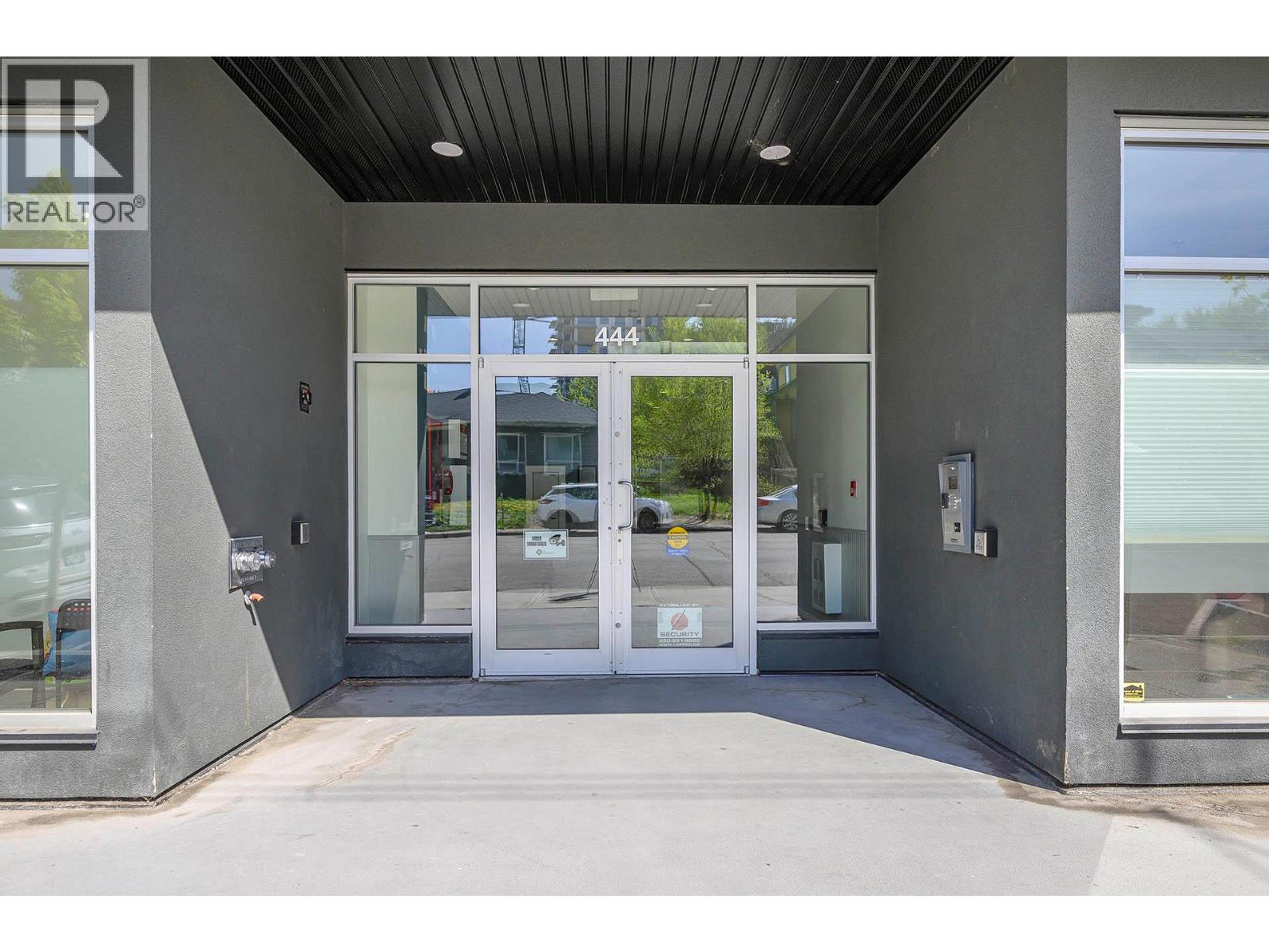 444 ST PAUL Street, Kamloops - Exteriors - Photo 2