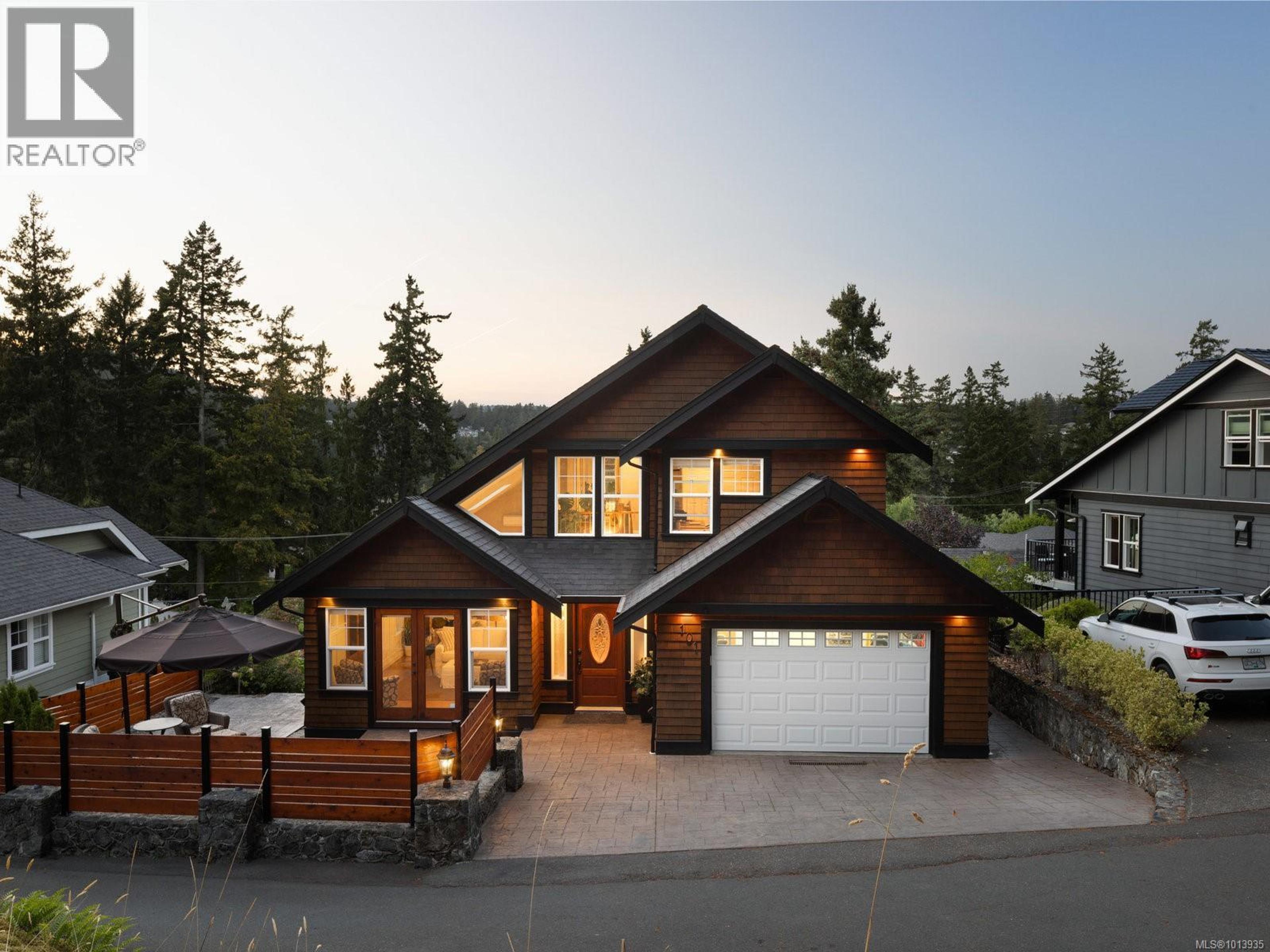 101 Gibraltar Bay Dr, View Royal - Exteriors - Photo 1