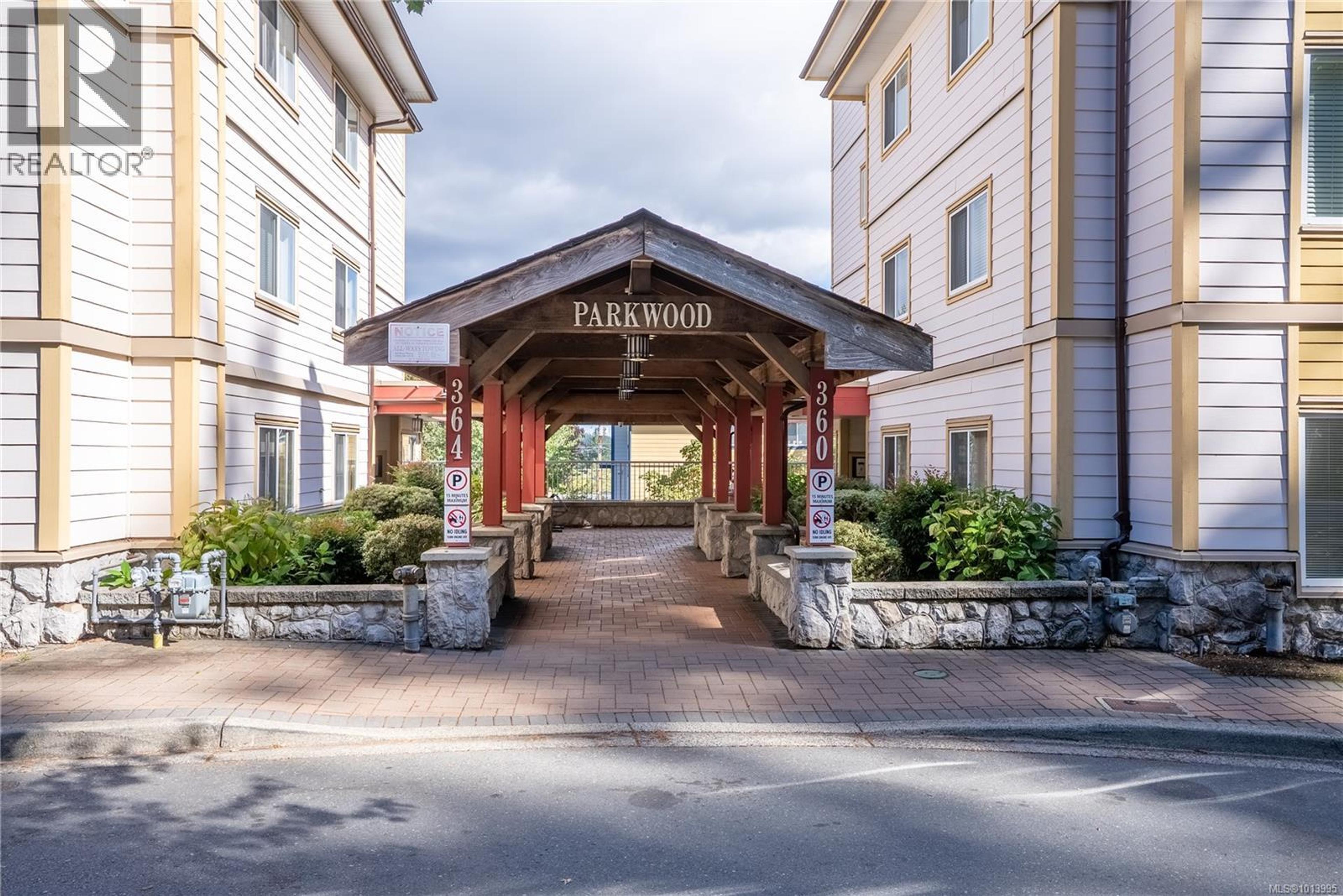 364 Goldstream Ave, Colwood - Exteriors - Photo 2