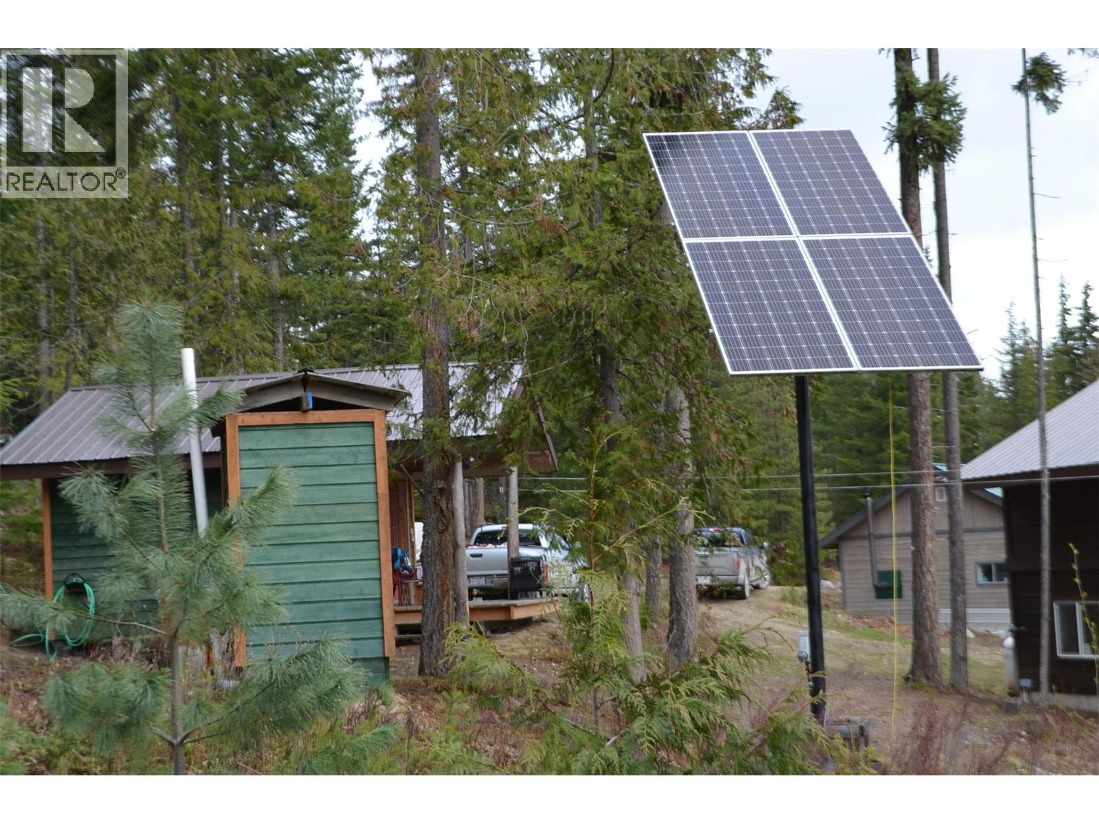 8800 Seymour Arm Main Road, Seymour Arm - Exteriors - Full Complex View - Photo 7