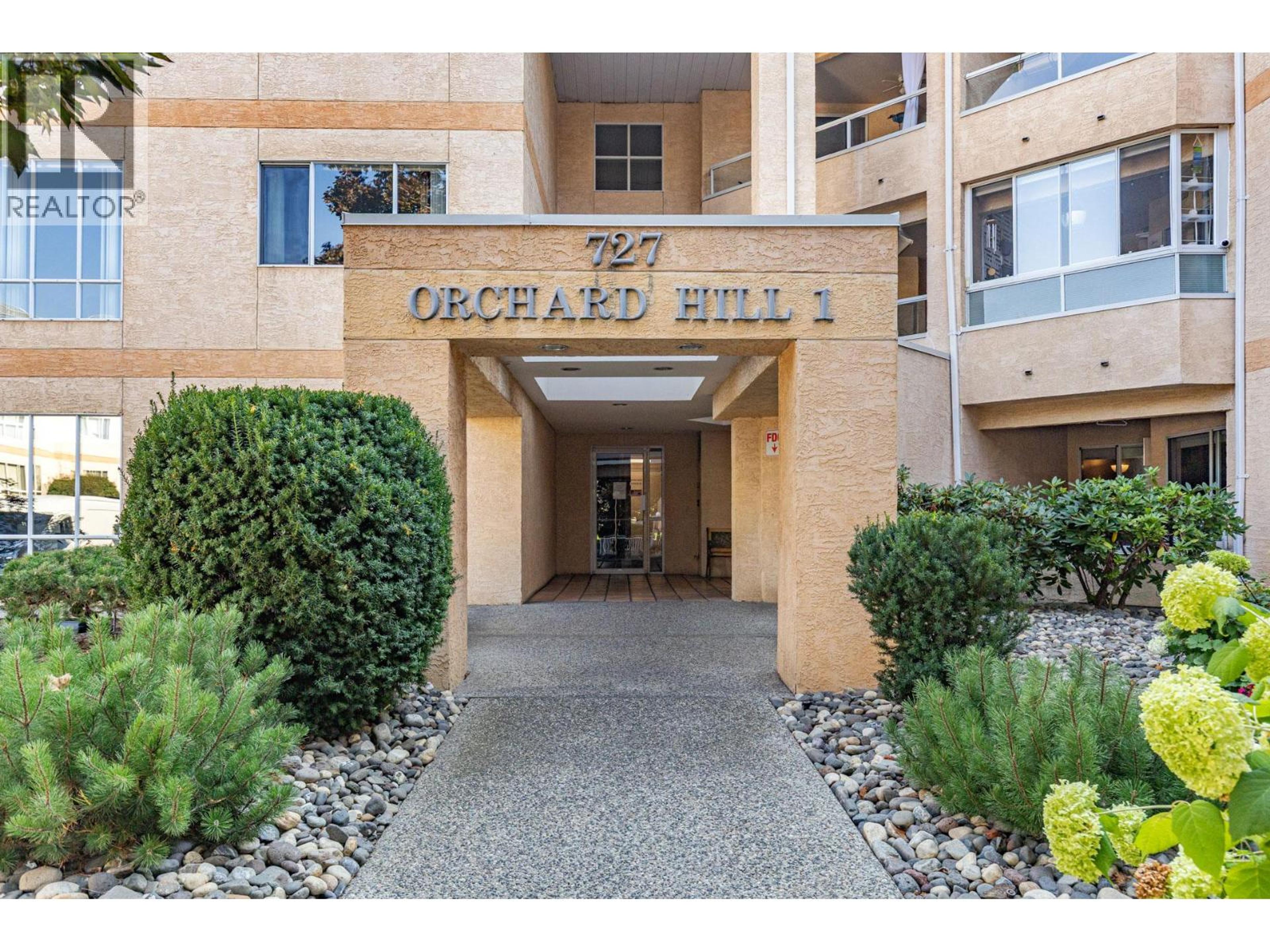 727 Houghton Road, Kelowna - Exteriors - Photo 9