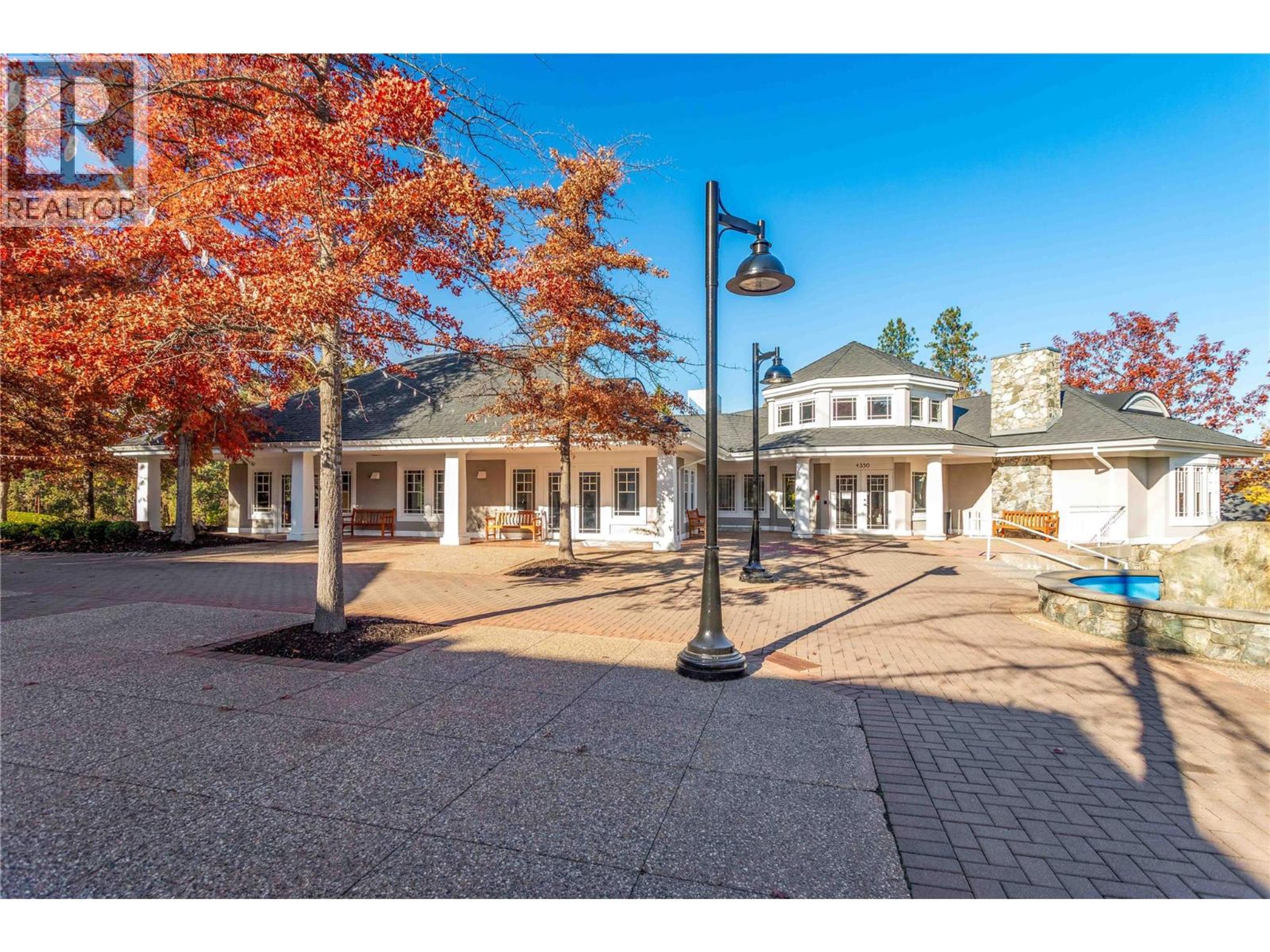 4157 Gallaghers Parkland Drive, Kelowna - Exteriors - Photo 2