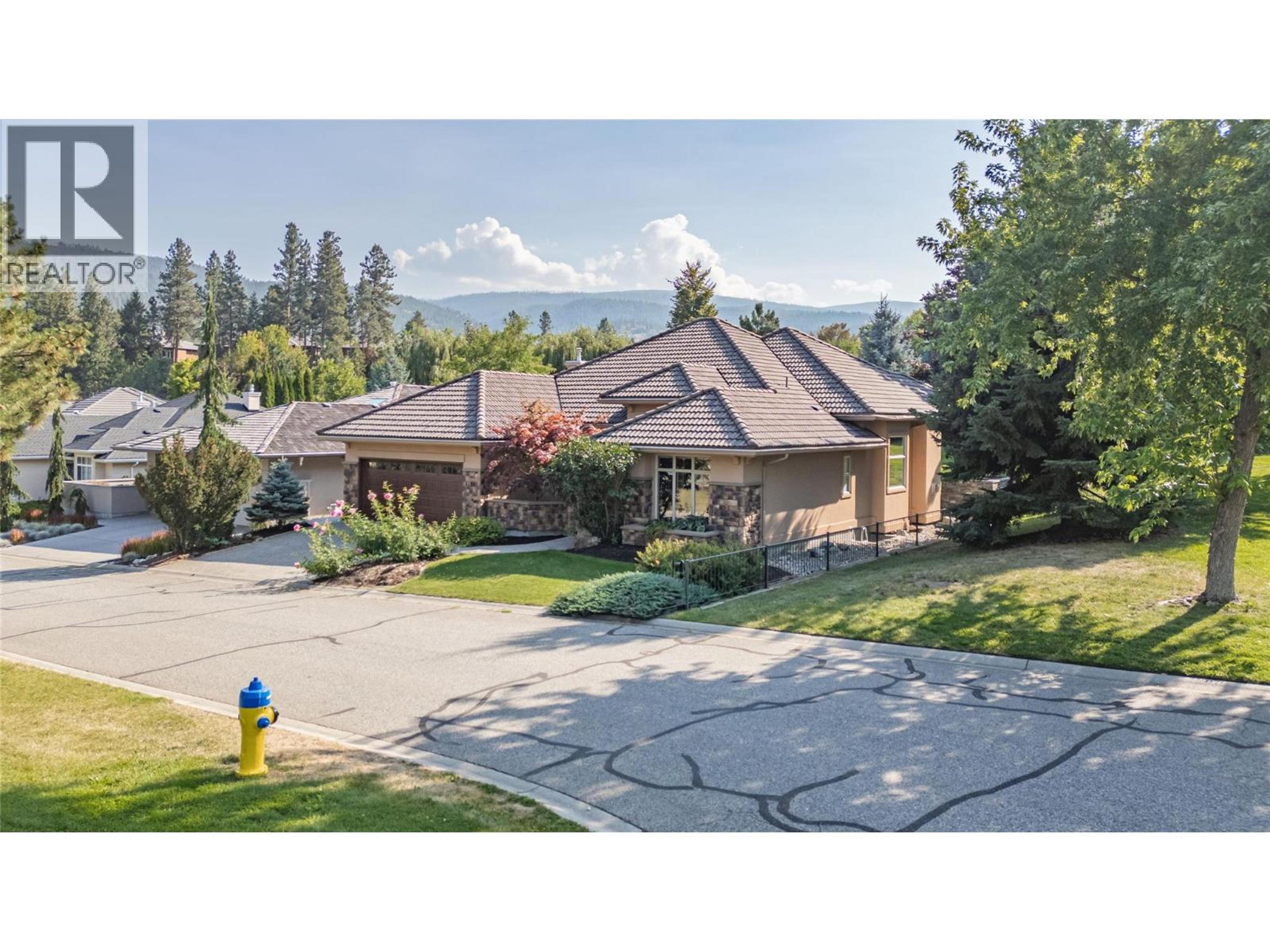 4157 Gallaghers Parkland Drive, Kelowna - Exteriors - Photo 10