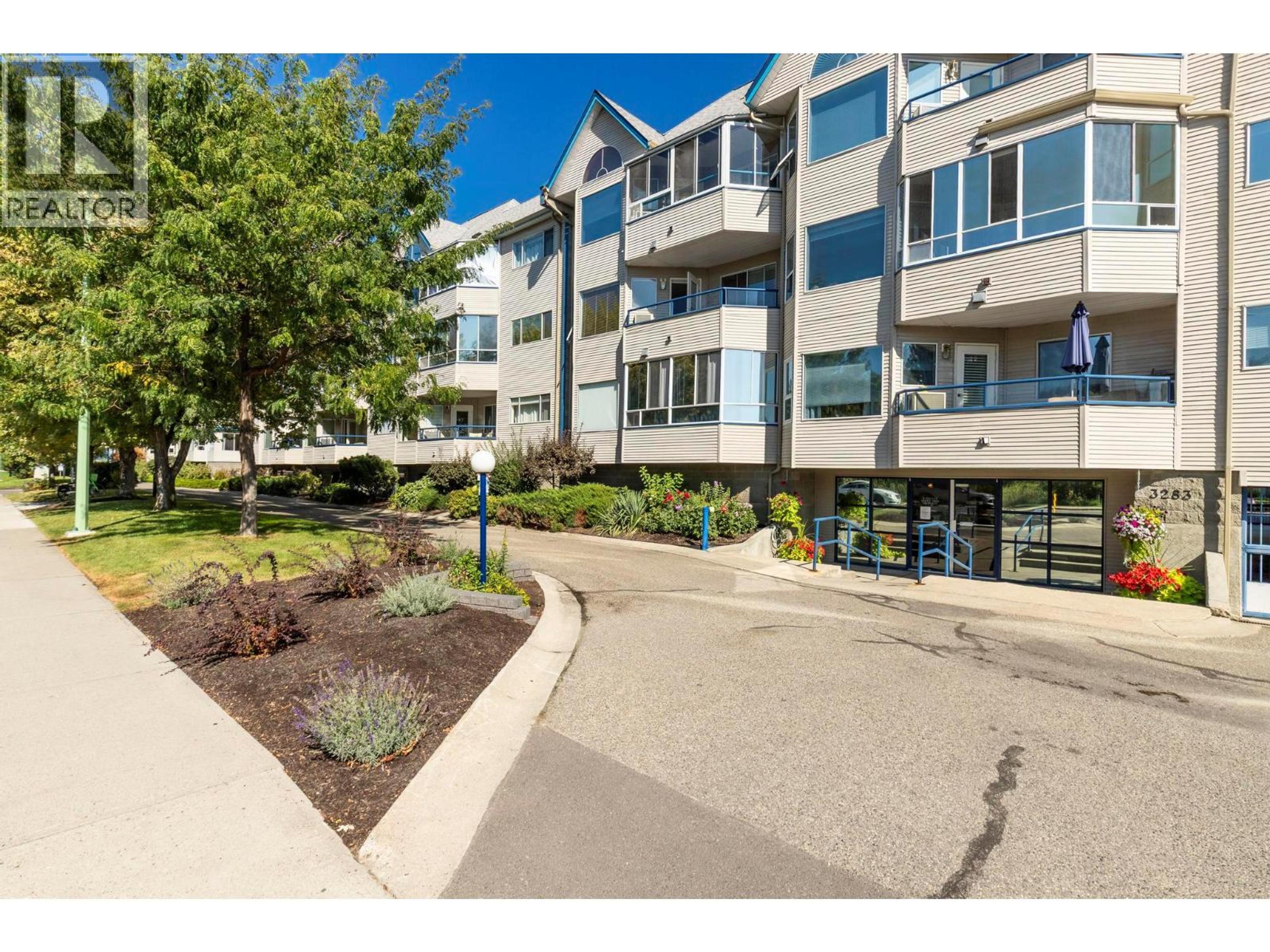 3283 Casorso Road, Kelowna - Exteriors - Photo 1