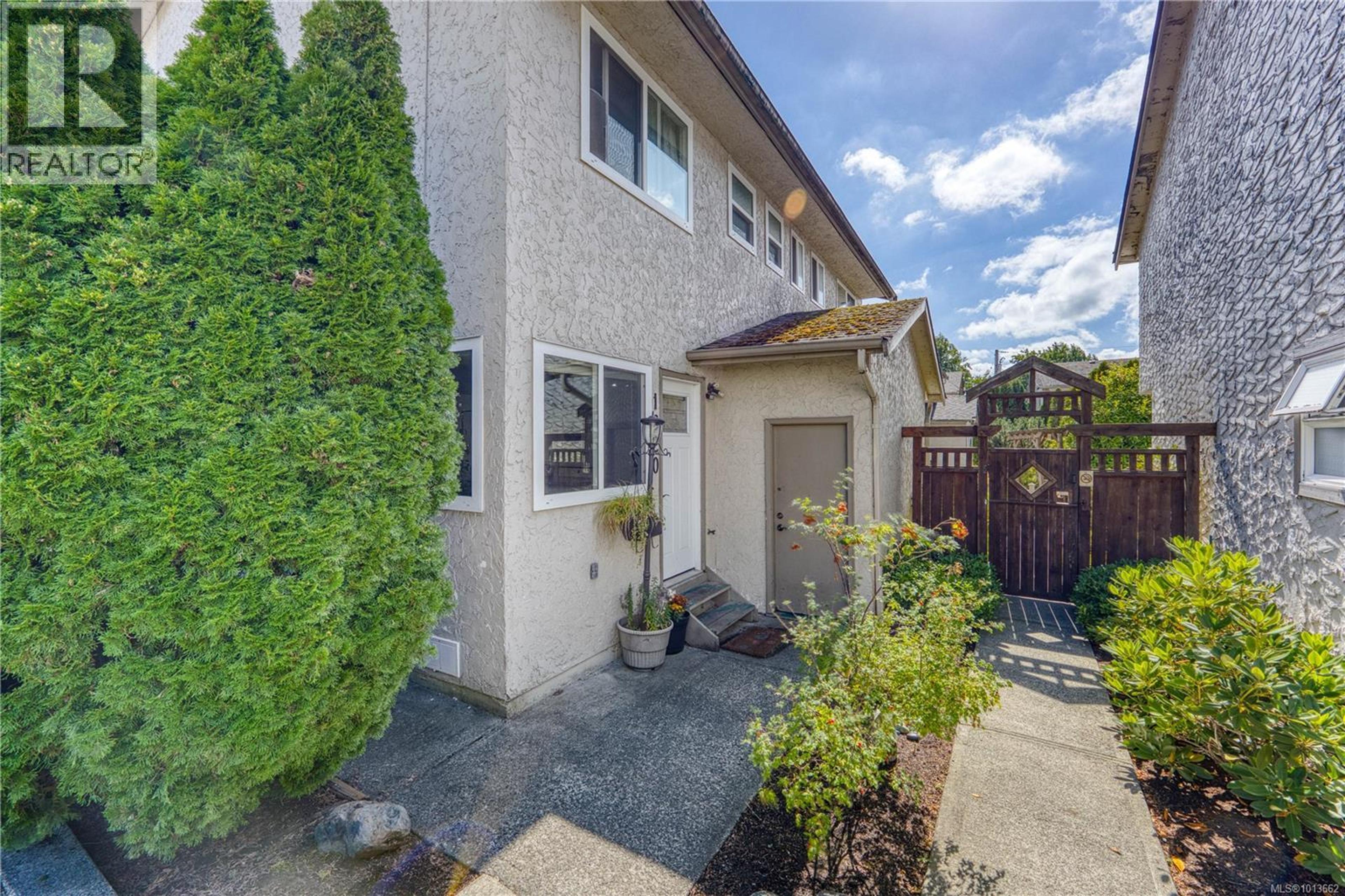 1624 Fuller St, Nanaimo - Exteriors - Photo 3