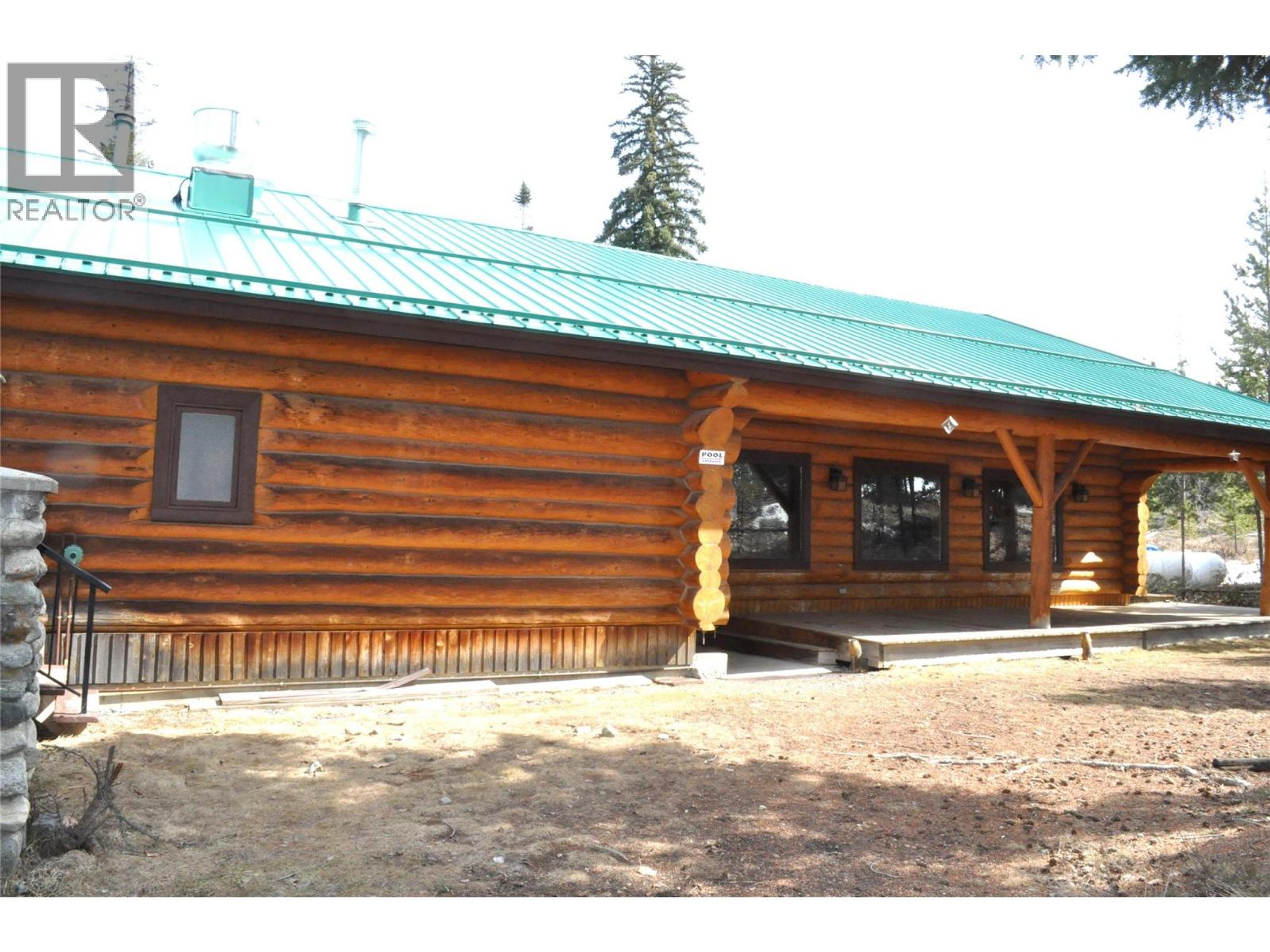 5485 Lac Le Jeune Road, Kamloops - Exteriors - Photo 5