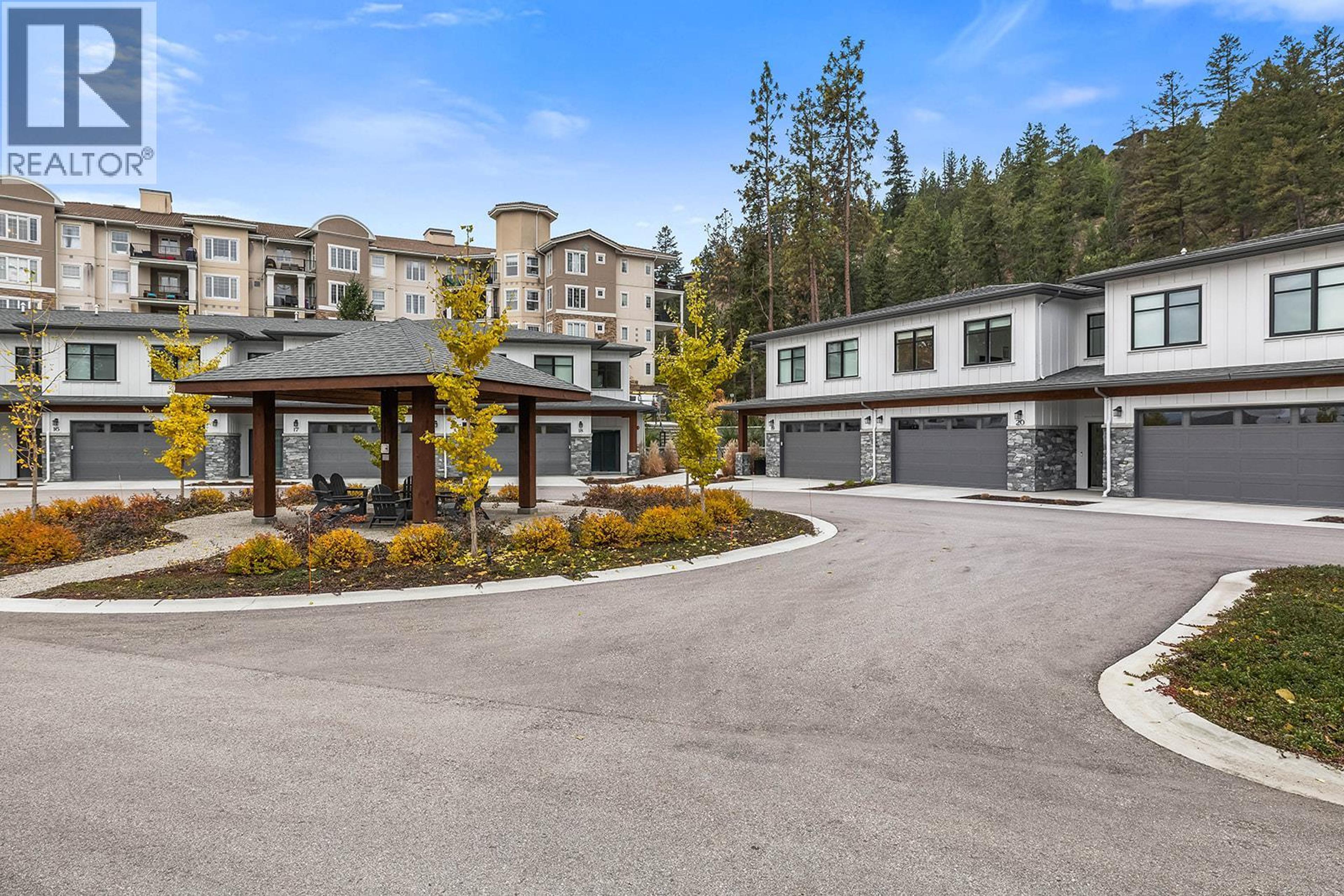 1979 Country Club Drive, Kelowna - Exteriors - Full Complex View - Photo 4